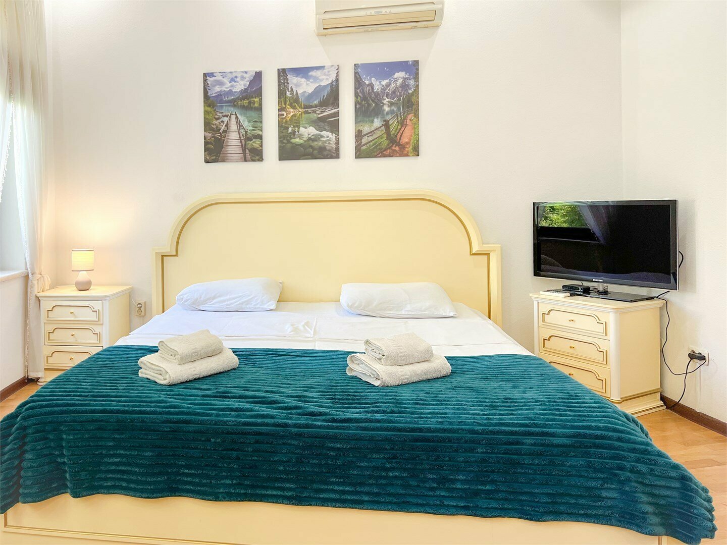 204 - Двухместная комната с кроватью размера "king-size". Собственная ванная комната