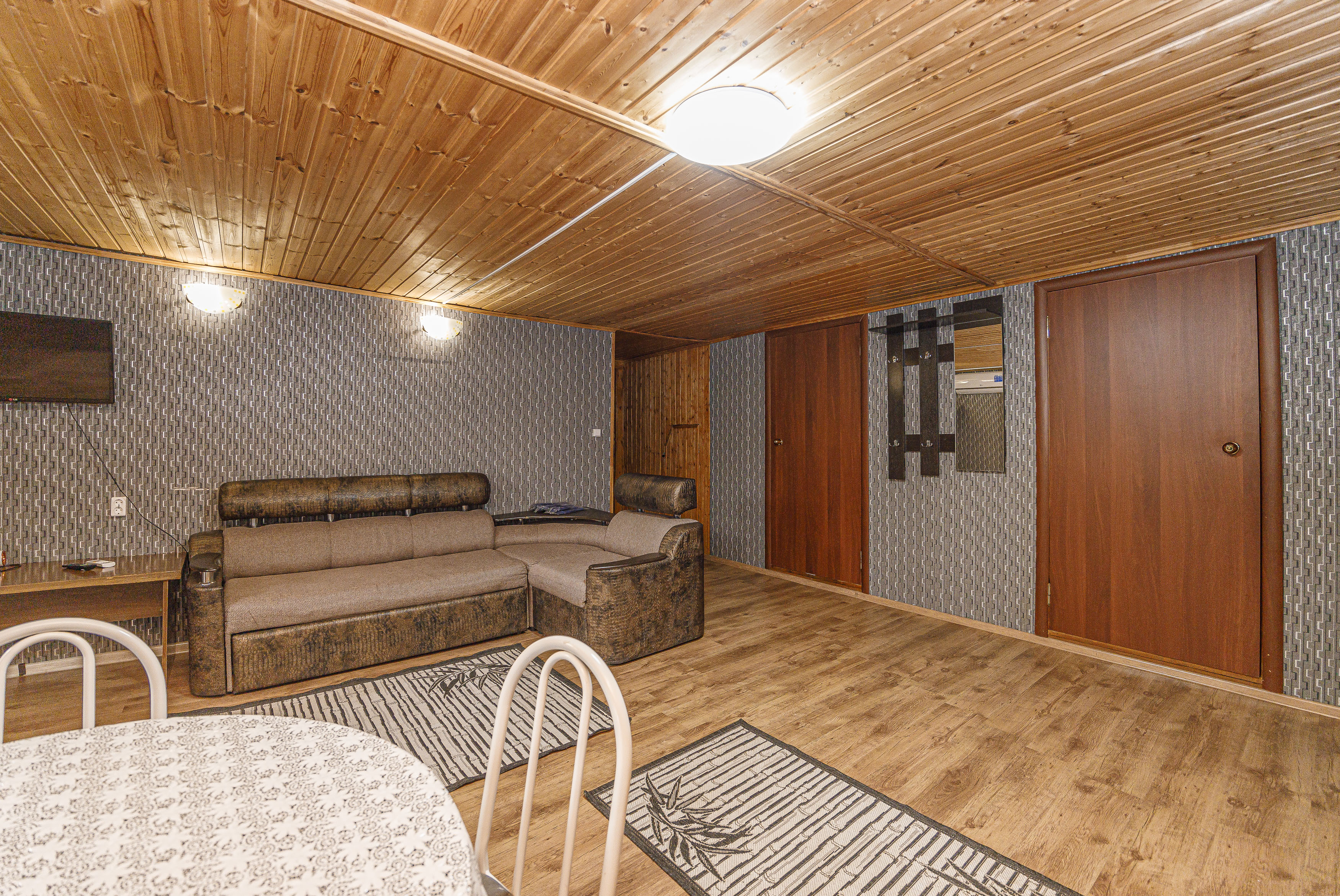 Апартаменты Трехкомнатные с  кухней шестиместные