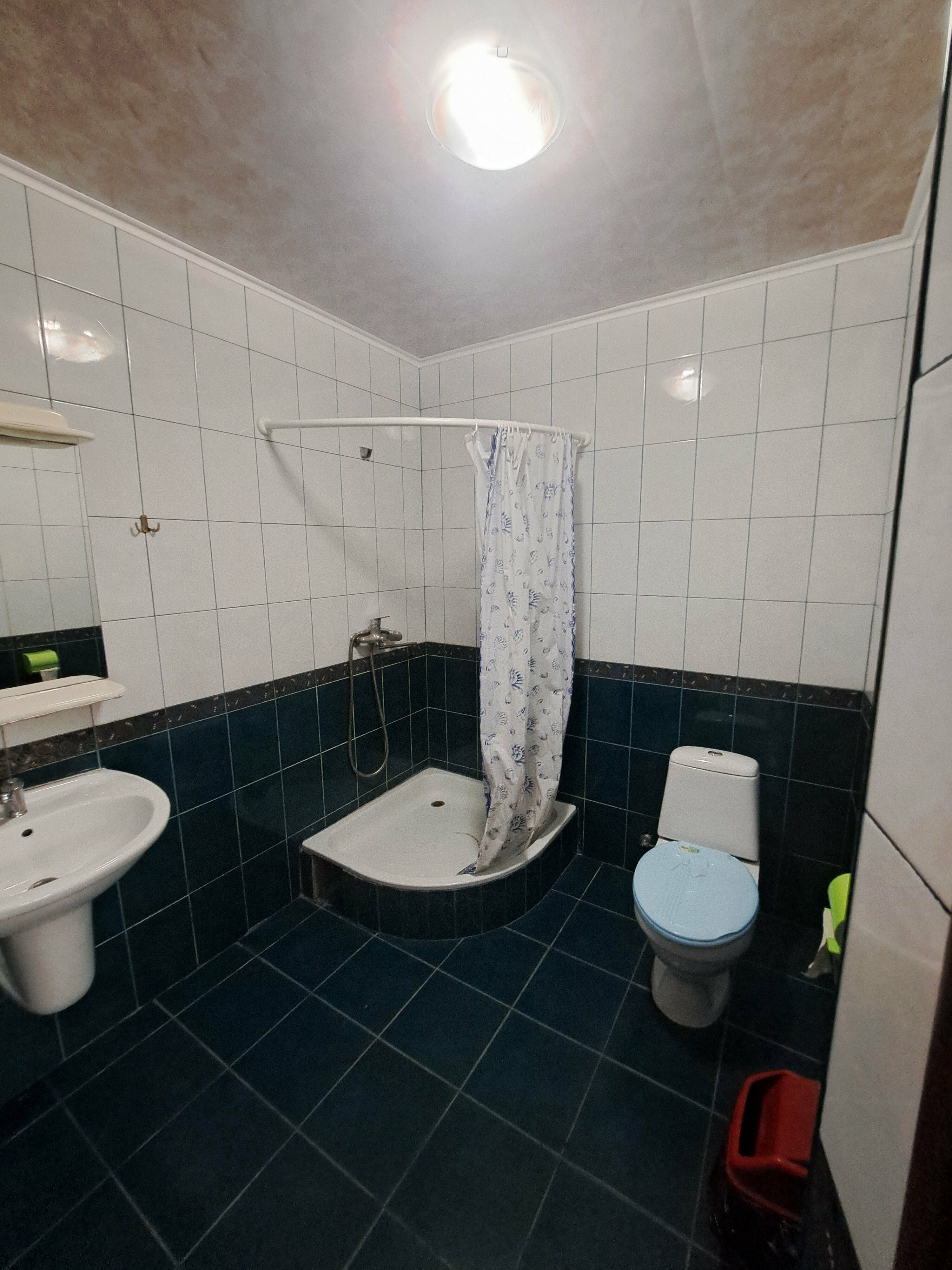 Семейный без вида на море №8