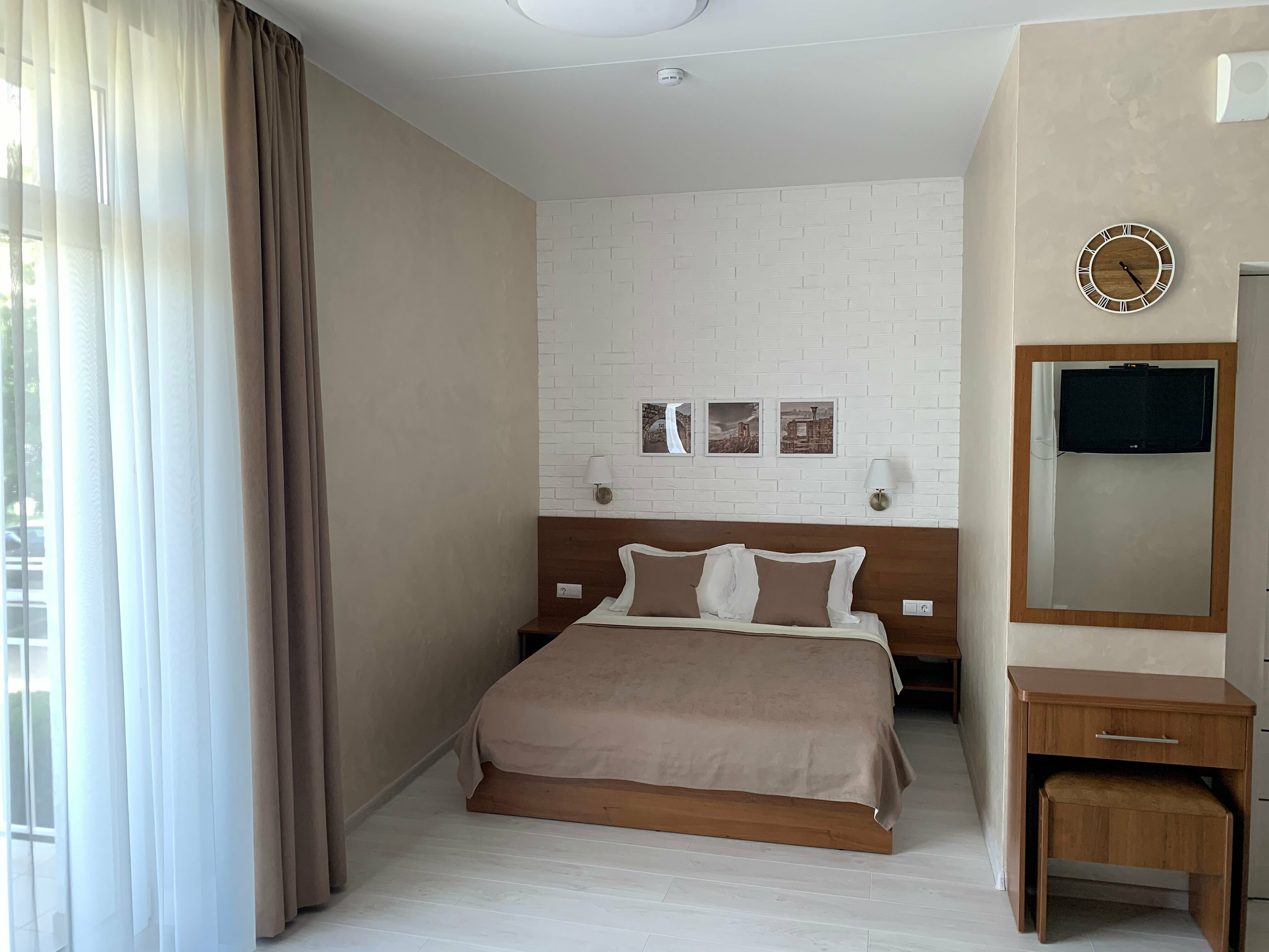 Семейный номер-студия  #2 с кухней 32 м.кв