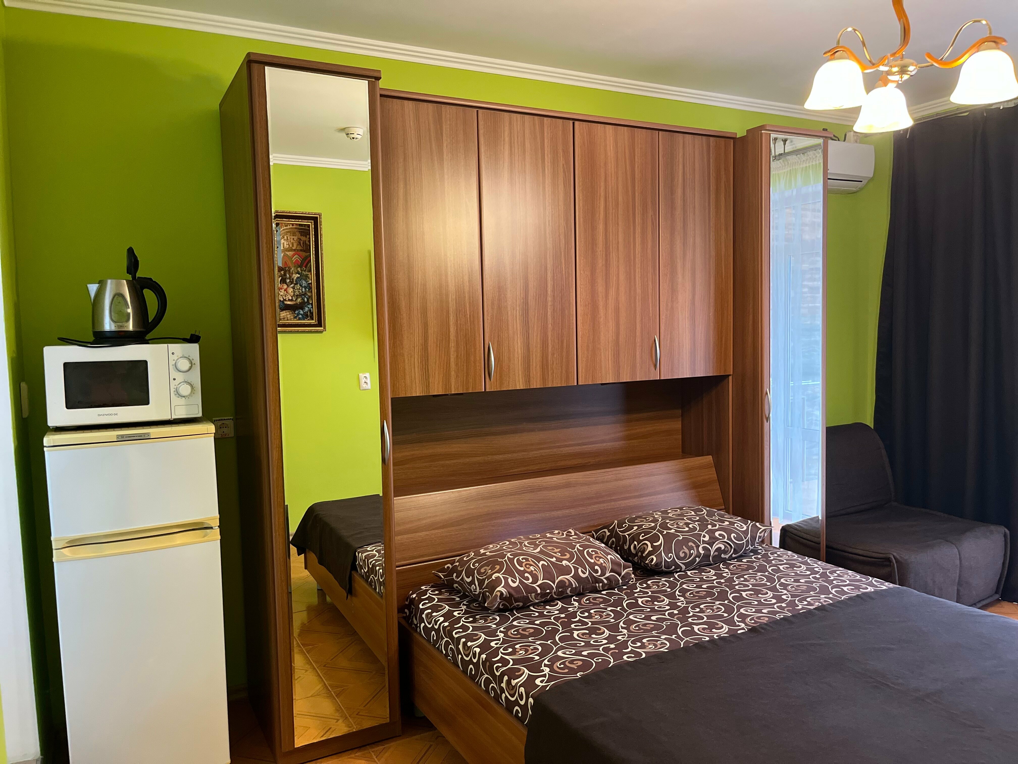 Полулюкс с балконом 2+2