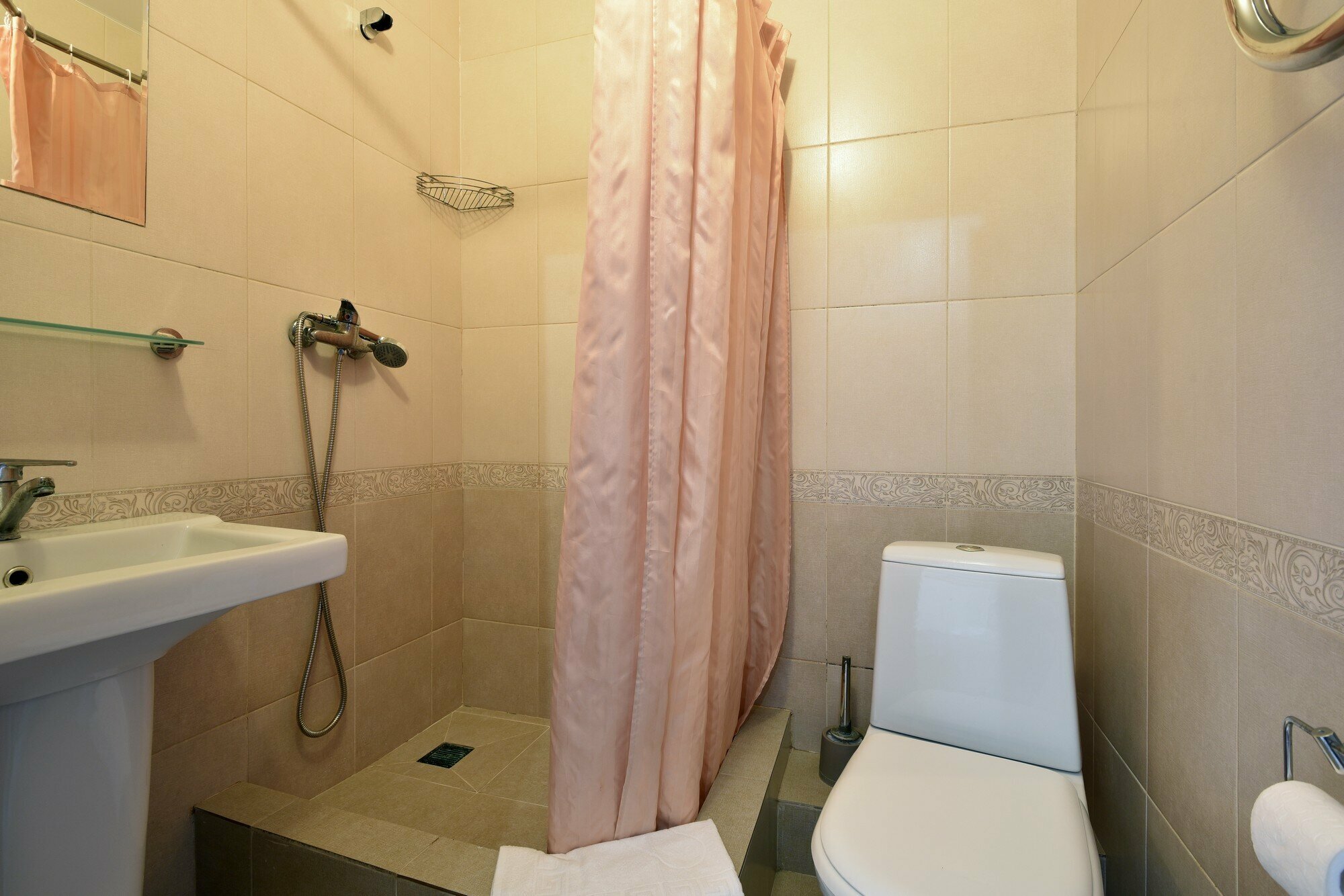 Улучшенный трехместный номер