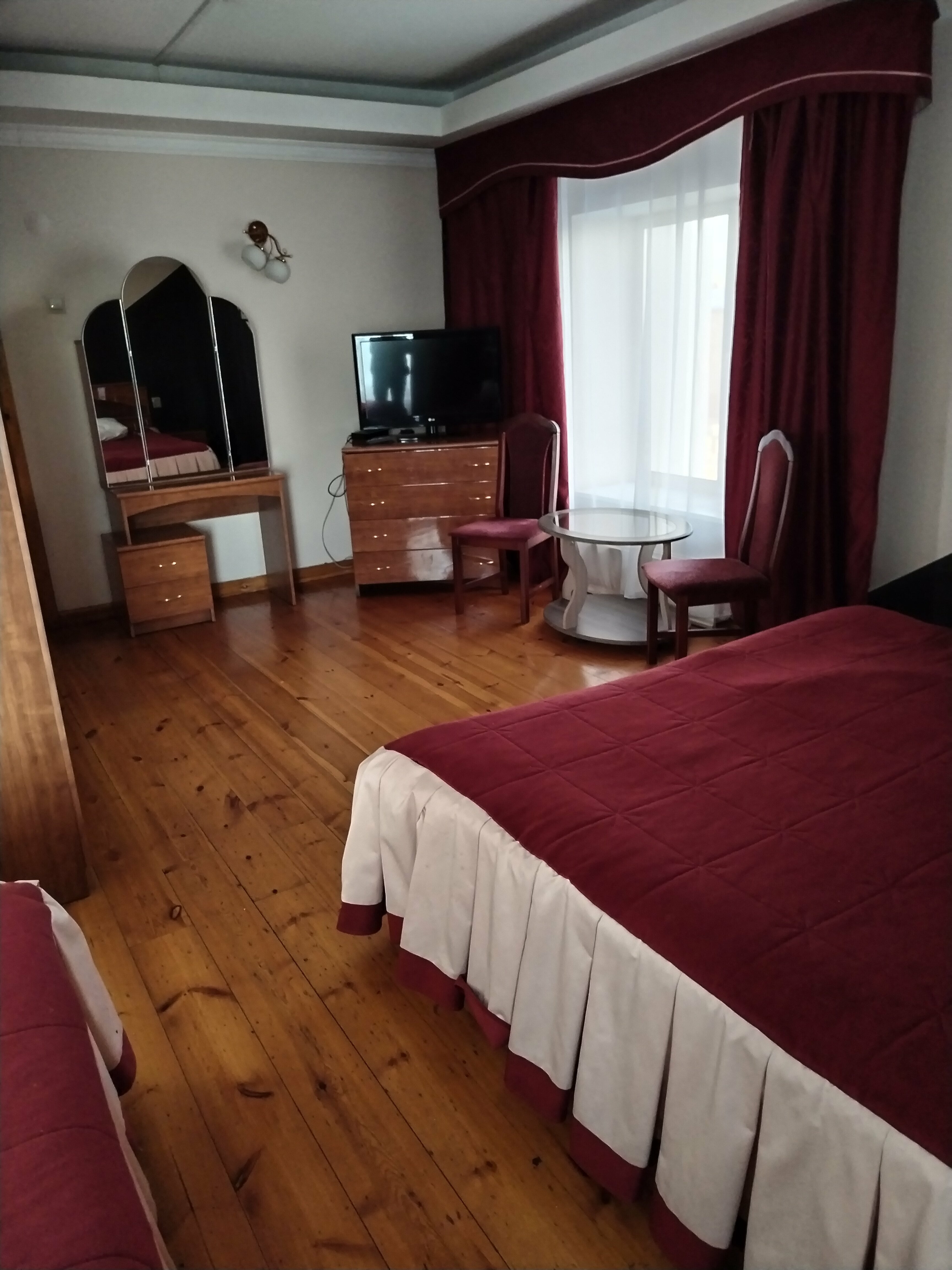 2 МЕСТНЫЙ ПОЛУЛЮКС