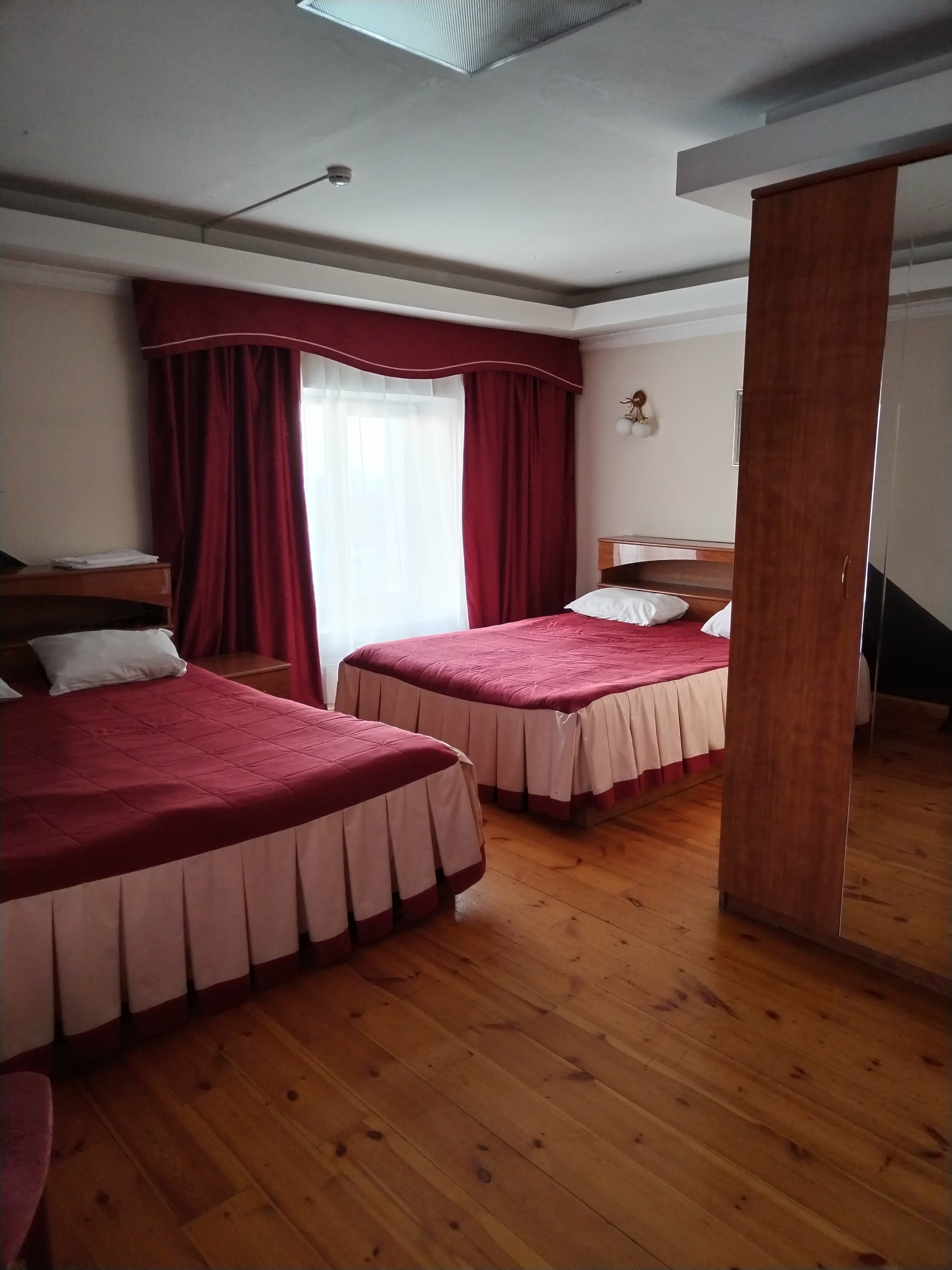 2 МЕСТНЫЙ ПОЛУЛЮКС