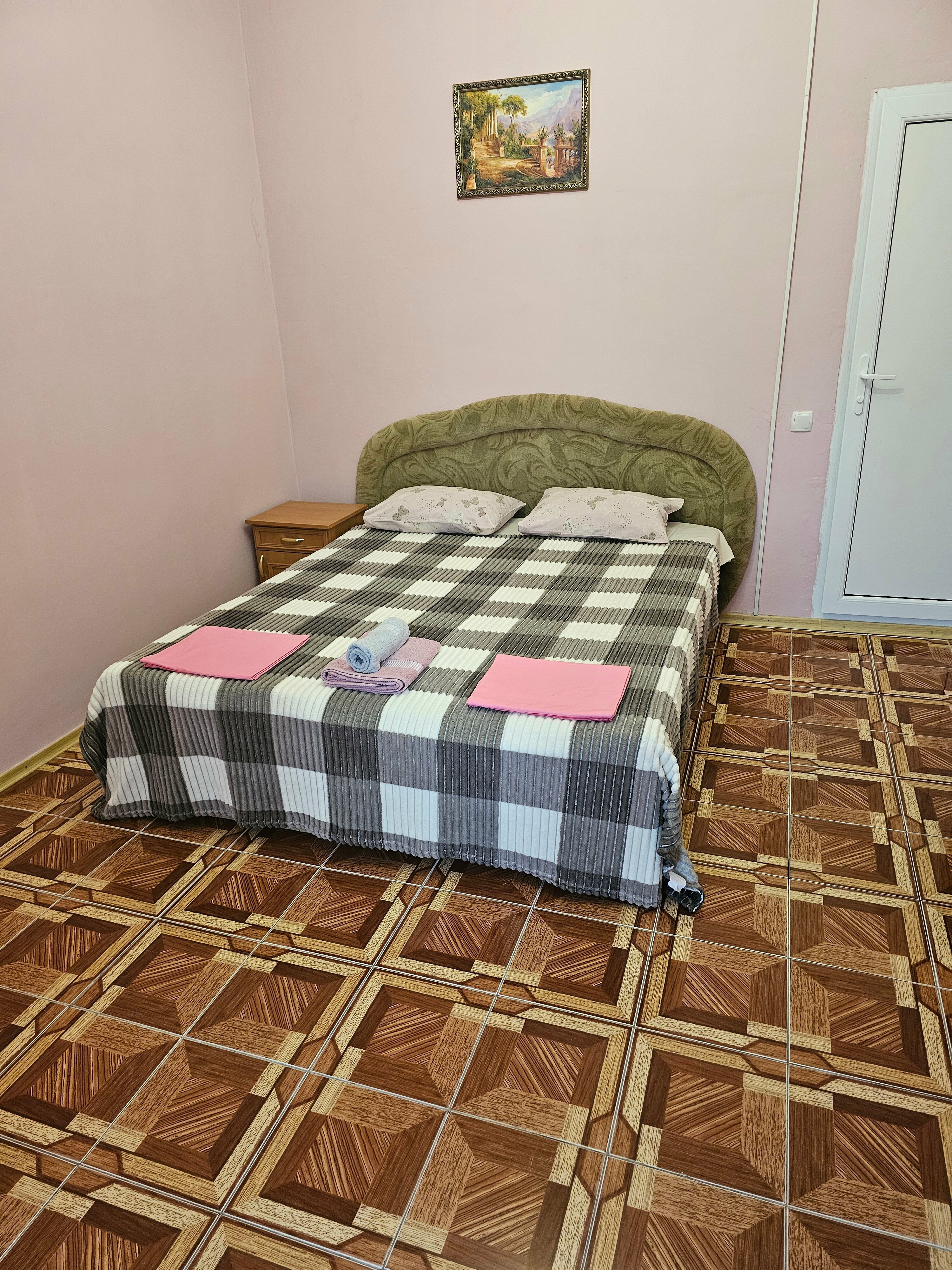 Улучшенный двухместный номер с 1 кроватью или 2 отдельными кроватями, вид на город