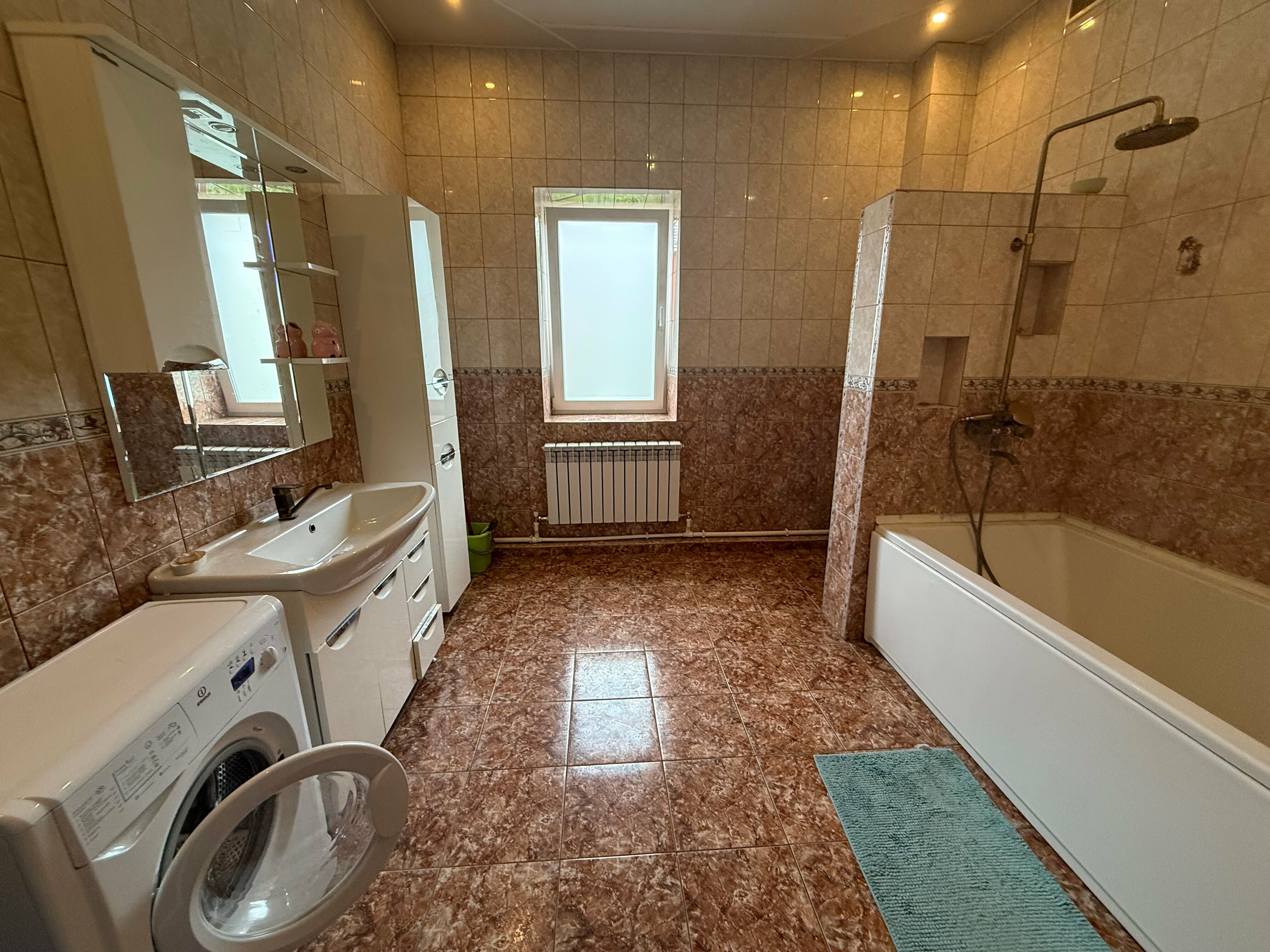 Кровать в общем номере для женщин с 4 кроватями