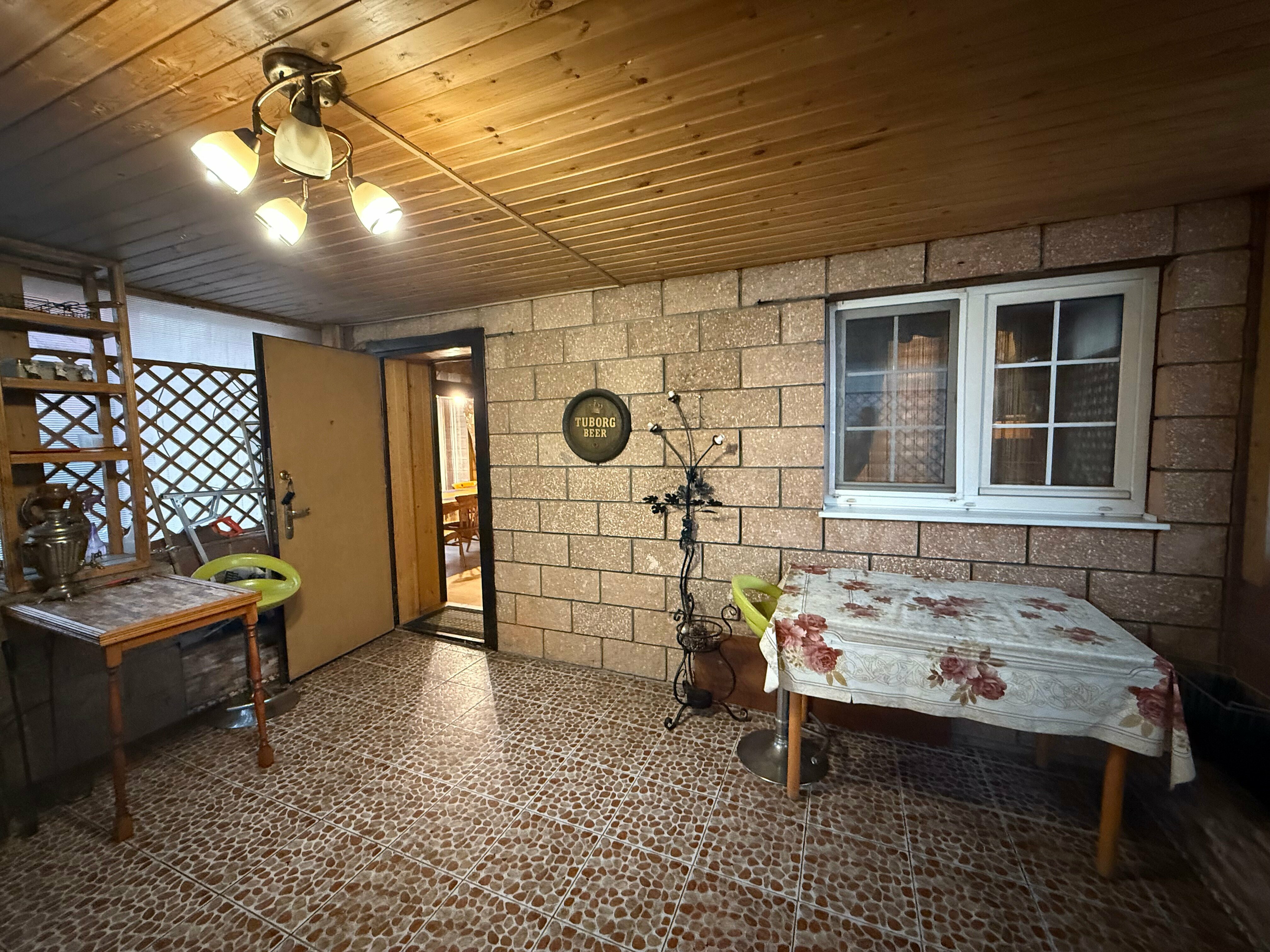 Четырехместный номер с общей ванной комнатой