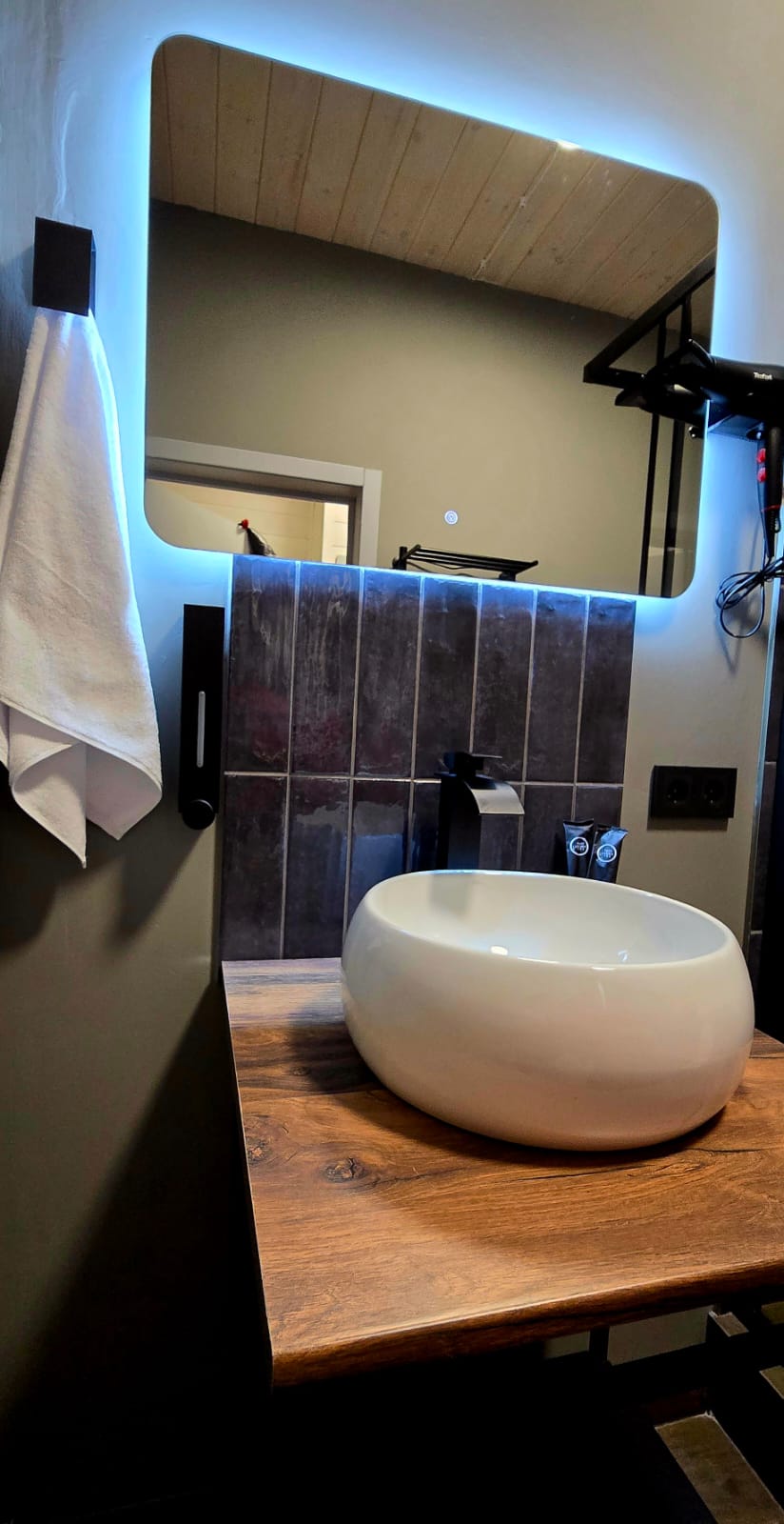 Дом с видом на лес