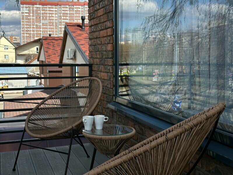 Полулюкс с балконом