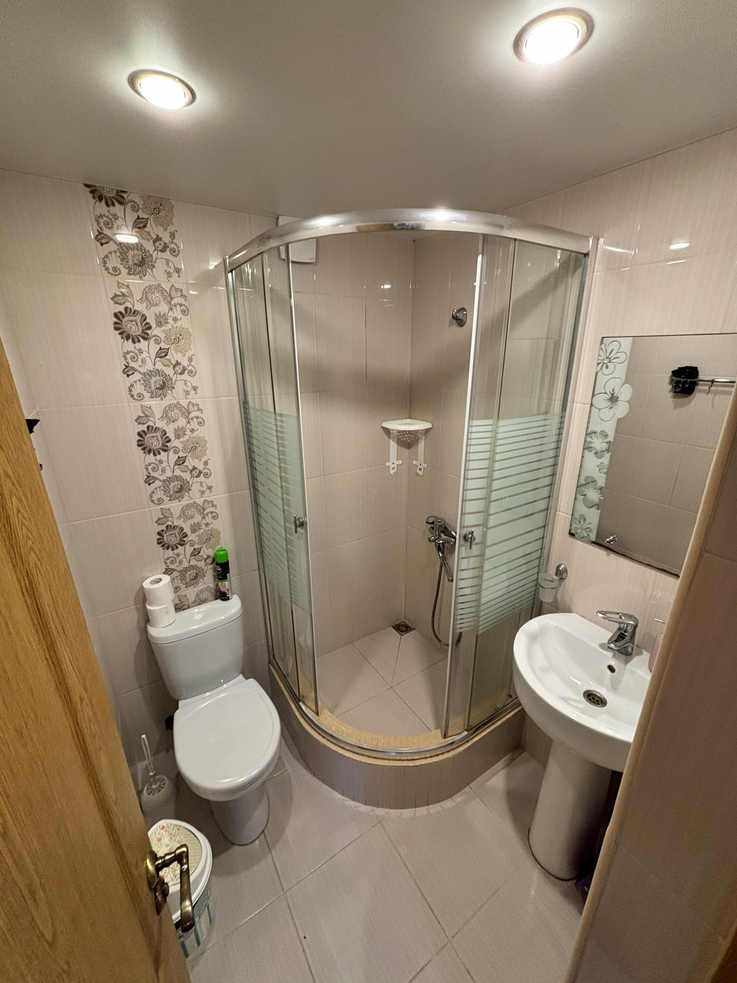 Трехместный номер с видом на сад