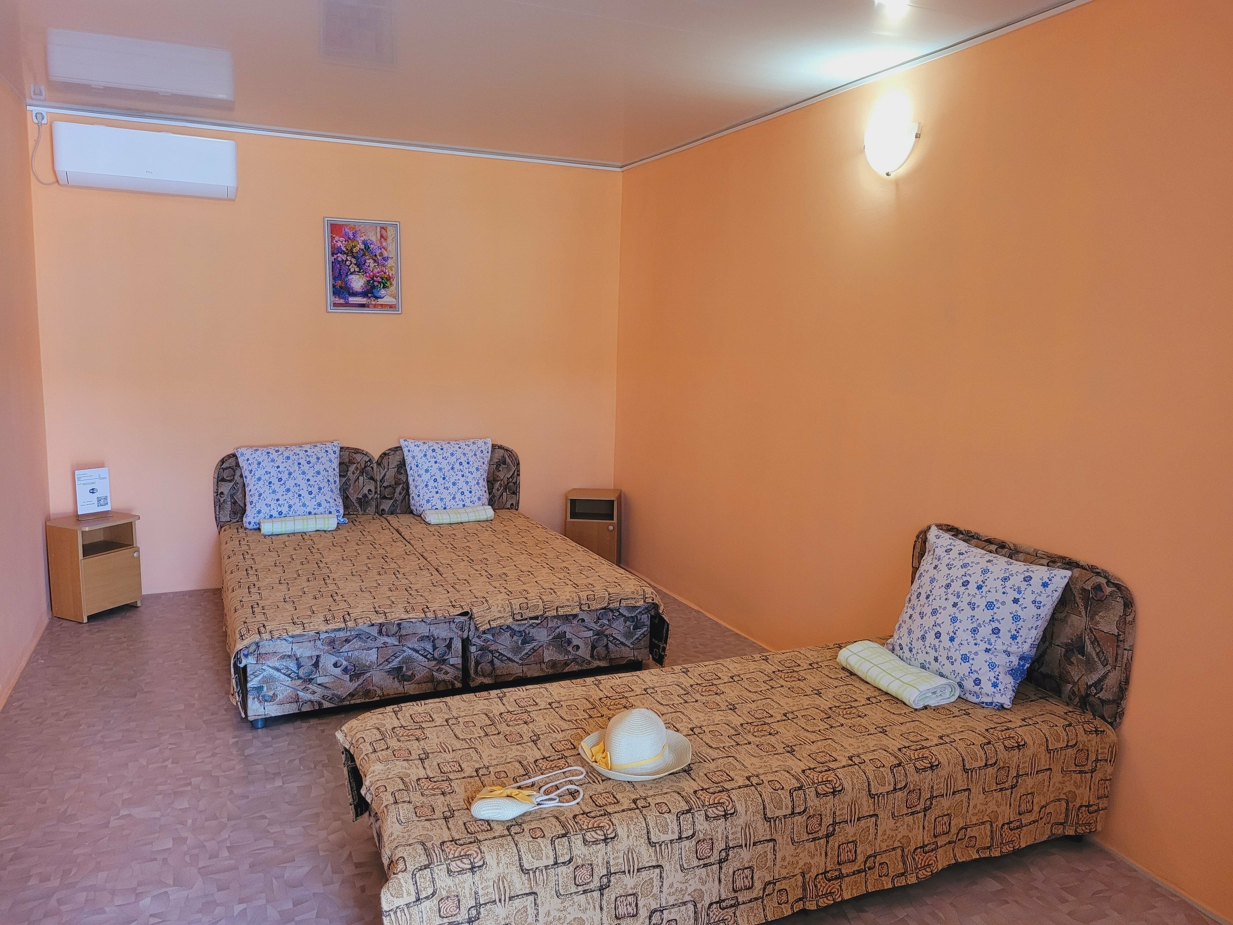 Бюджетный трехместный номер