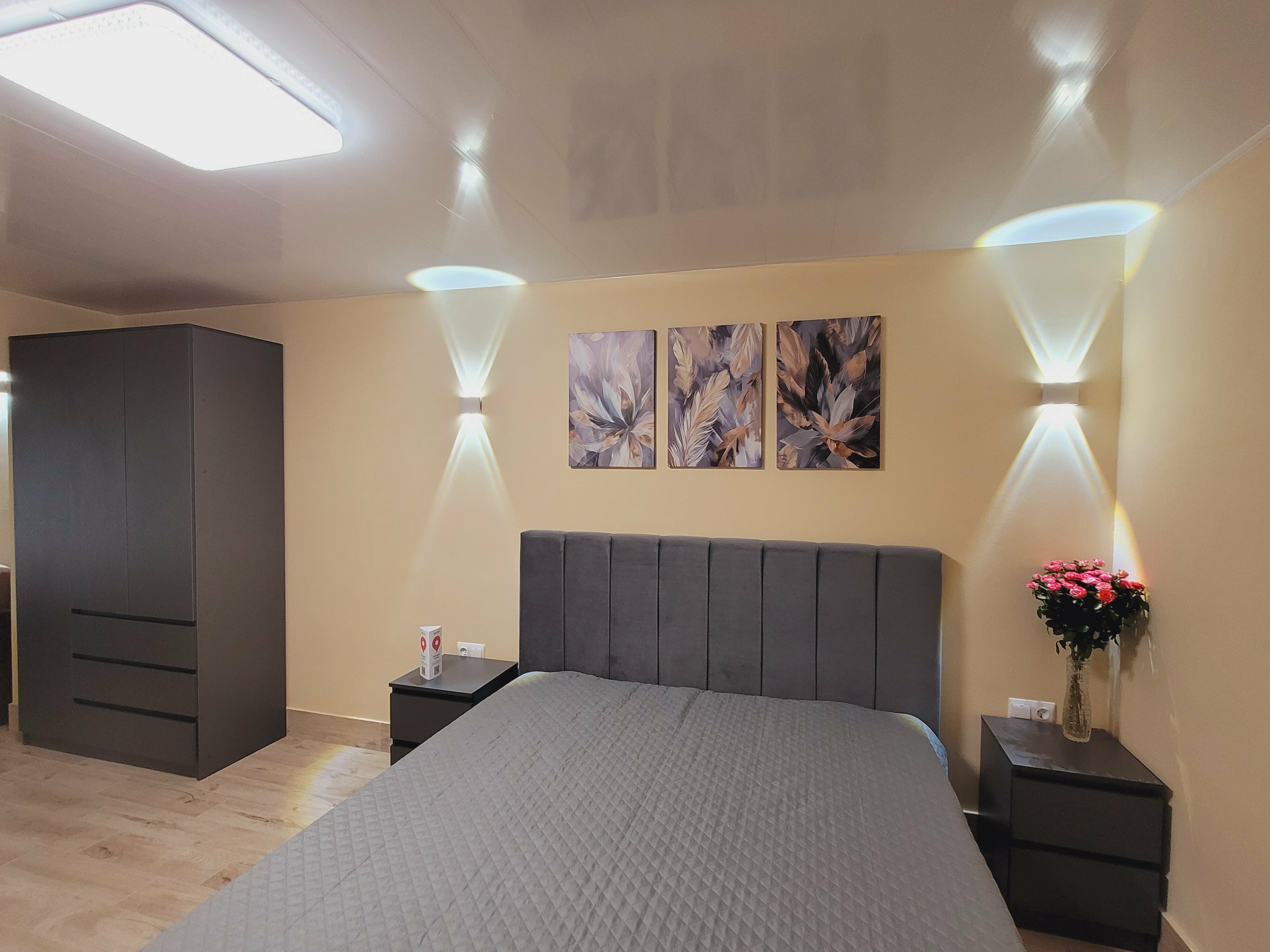 Cемейный номер с собственной ванной комнатой