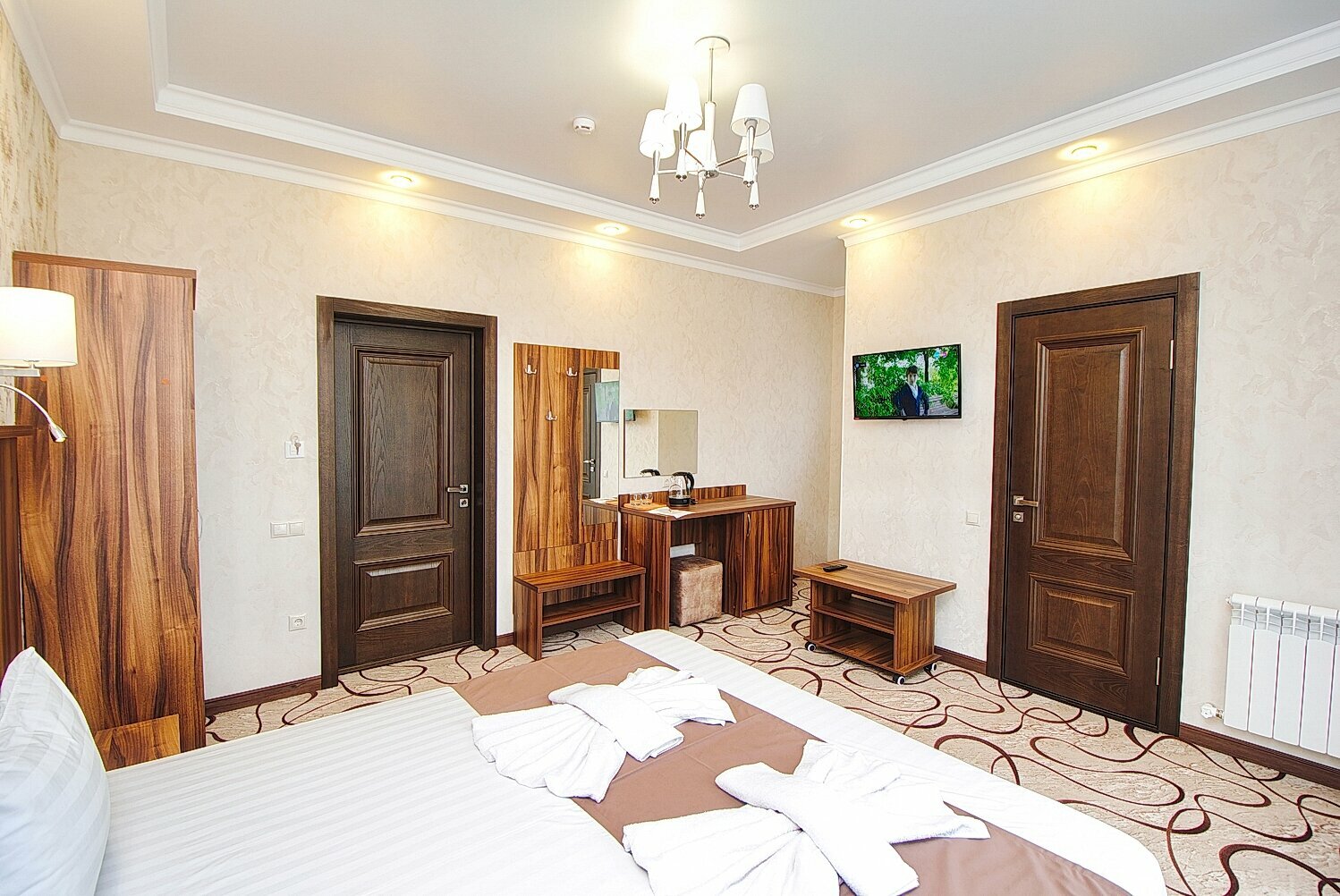 Двухместный номер с 1 кроватью или 2 отдельными кроватями, вид на горы