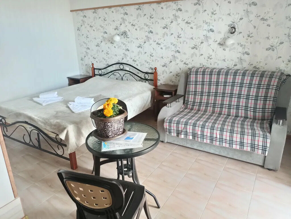 Семейный номер с террасой