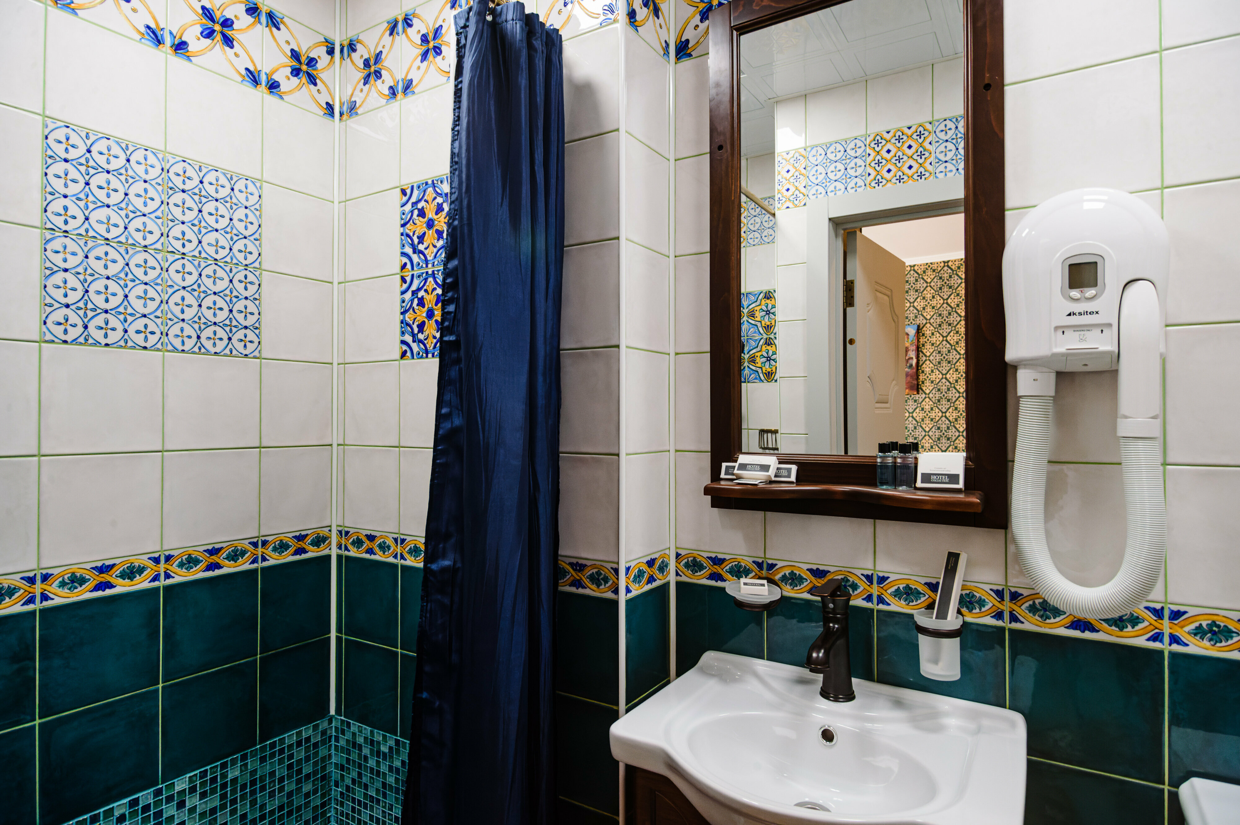 Джуниор сюит