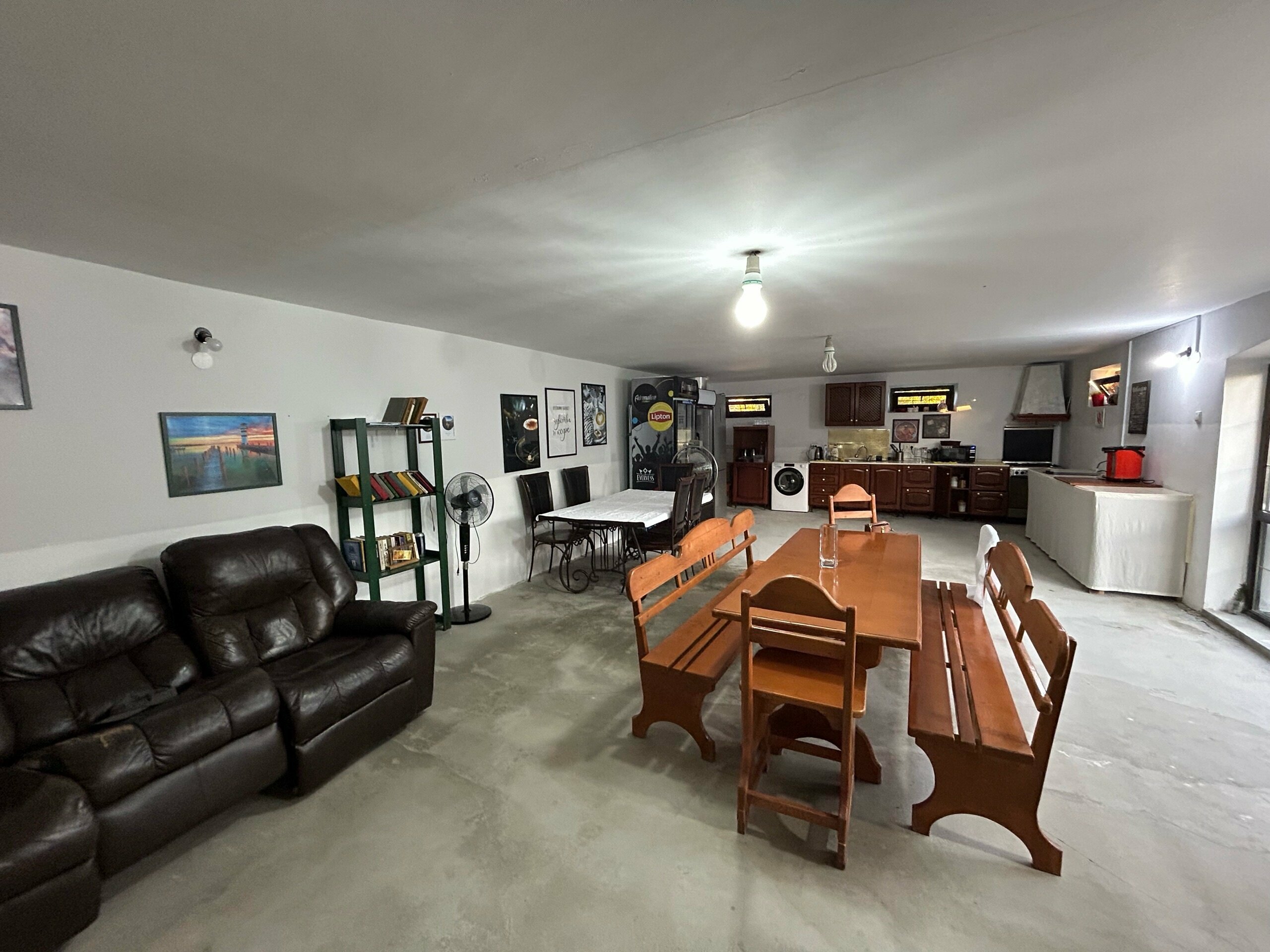 Четырехместный номер с душем