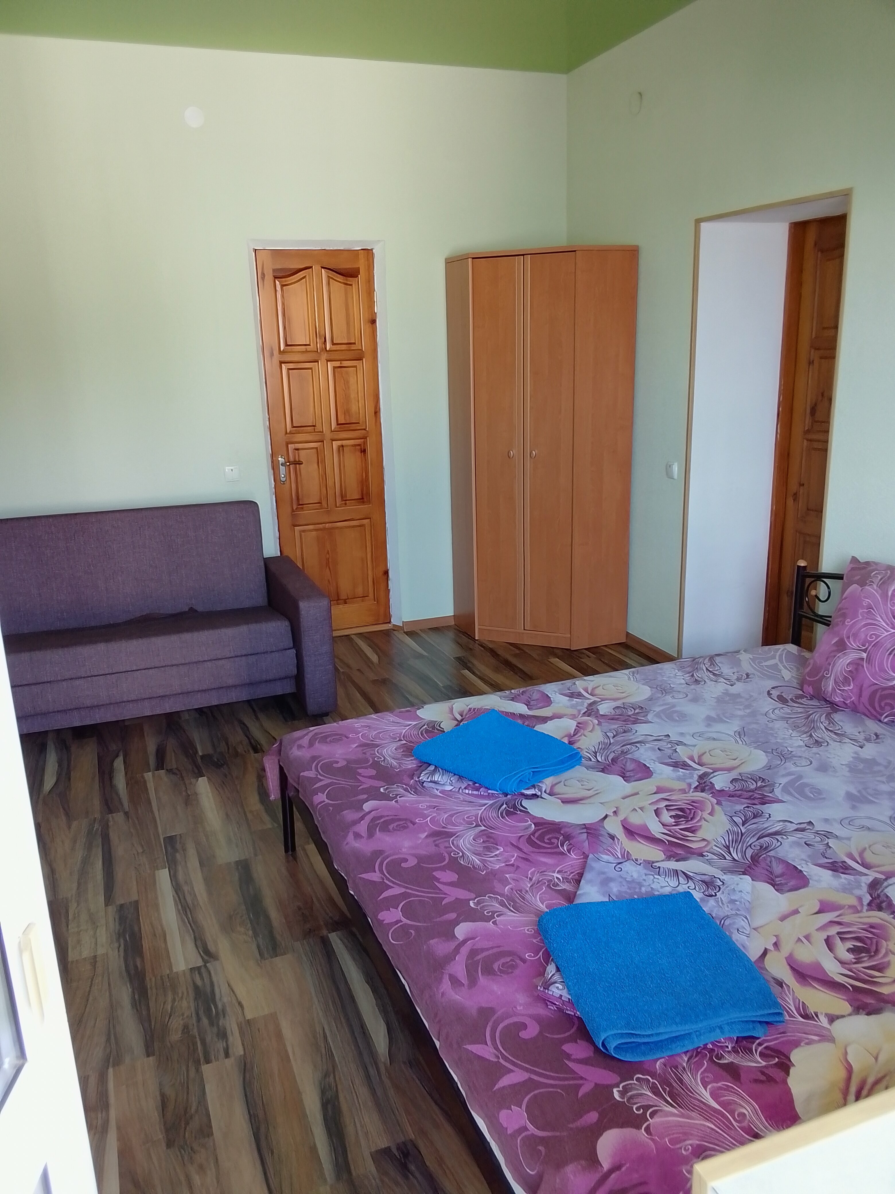 Стандартный трехместный номер