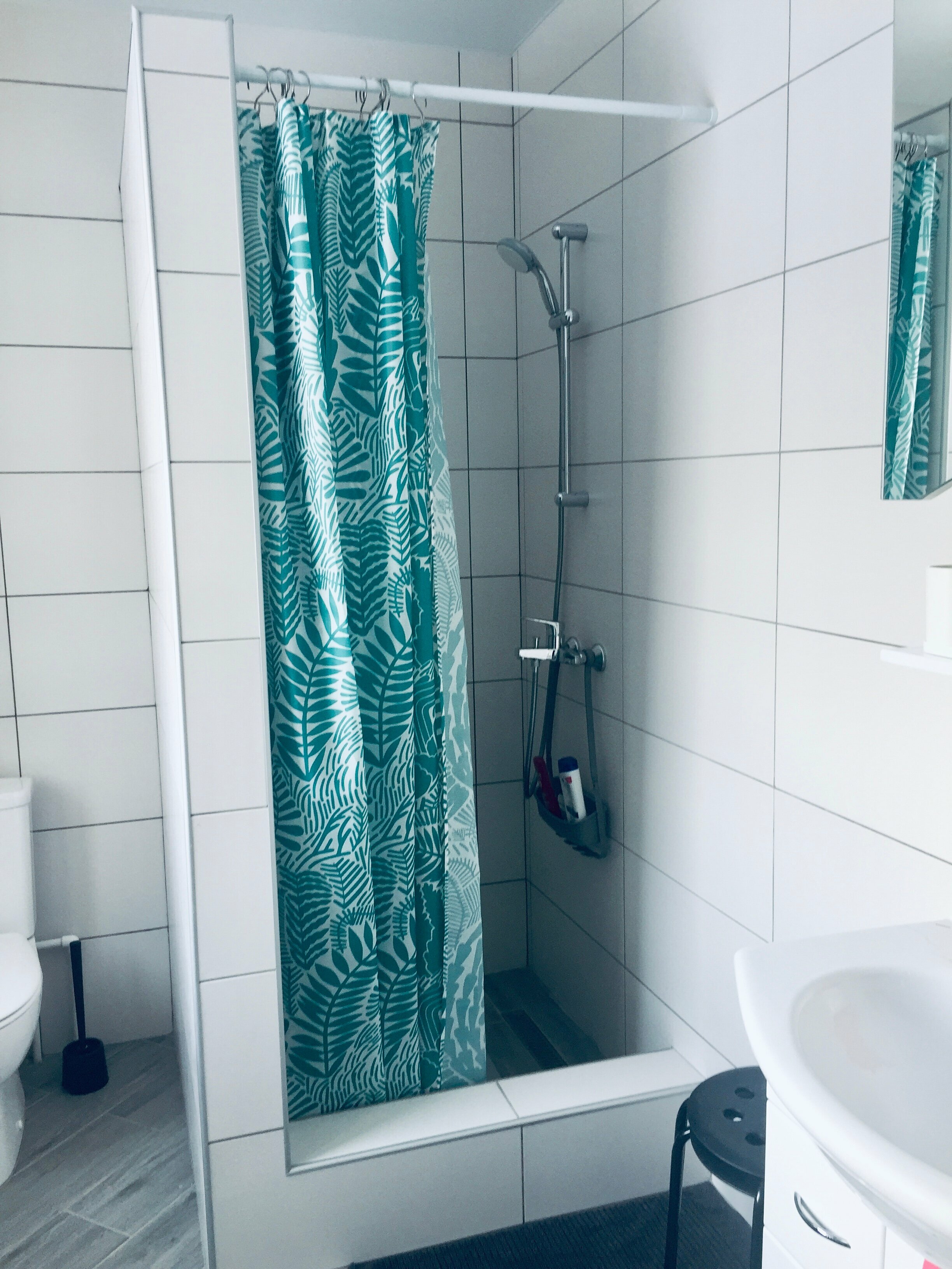 Четырехместный номер, с изолированной спальней, с кухней, удобствами в номере.