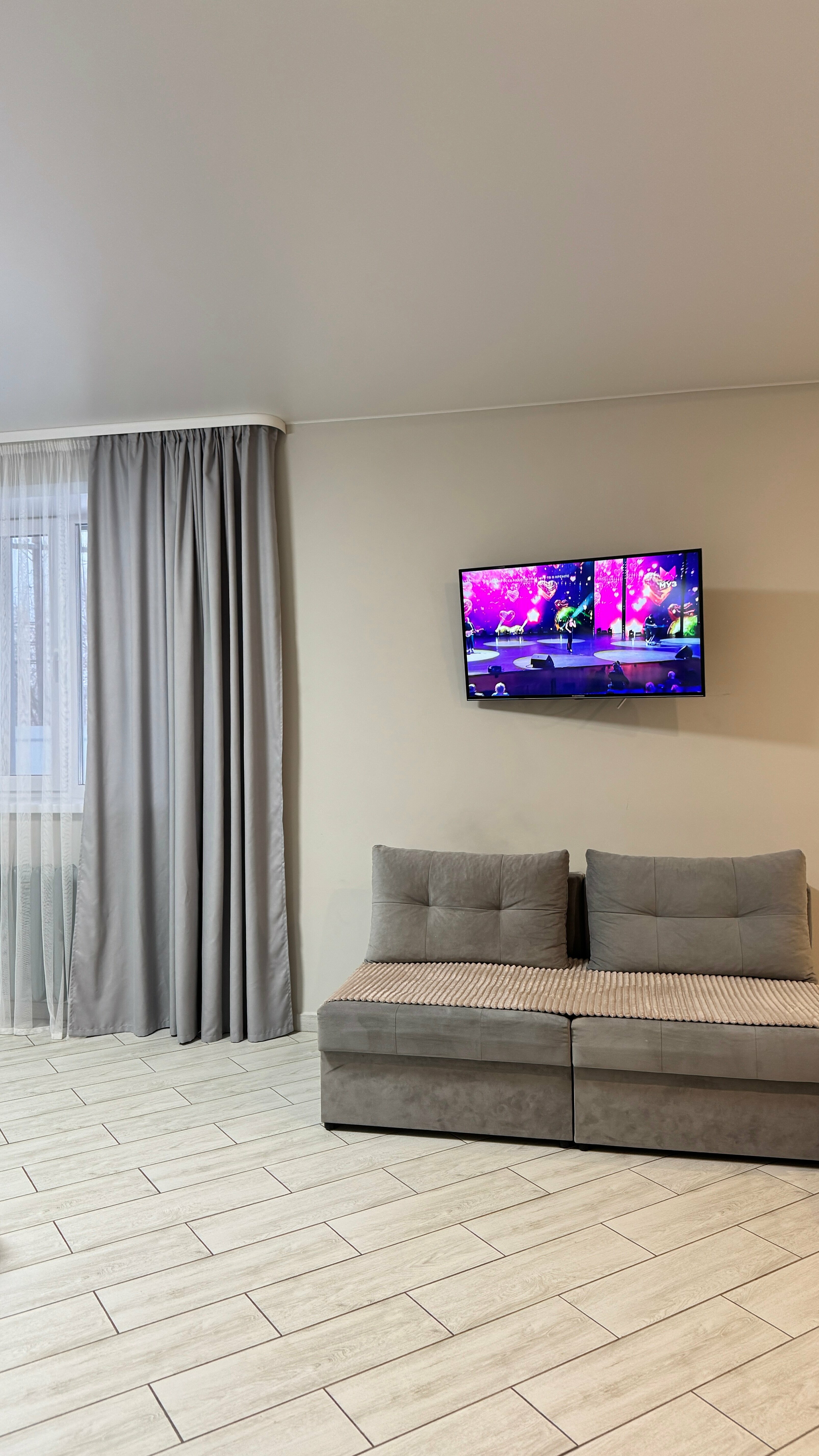 Четырехместный номер с кухней и удобствами в номере.