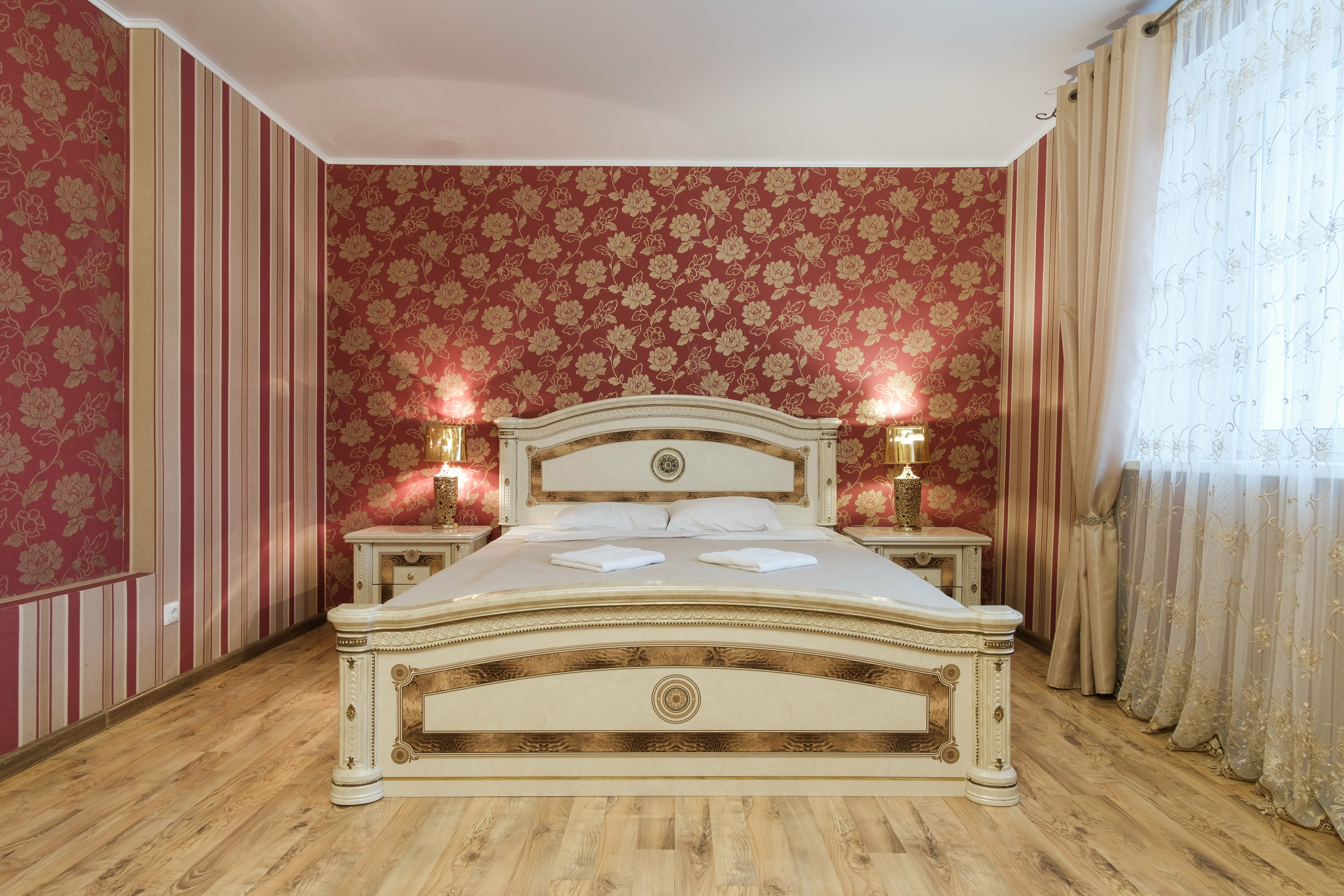 Коттедж с собственным бассейном