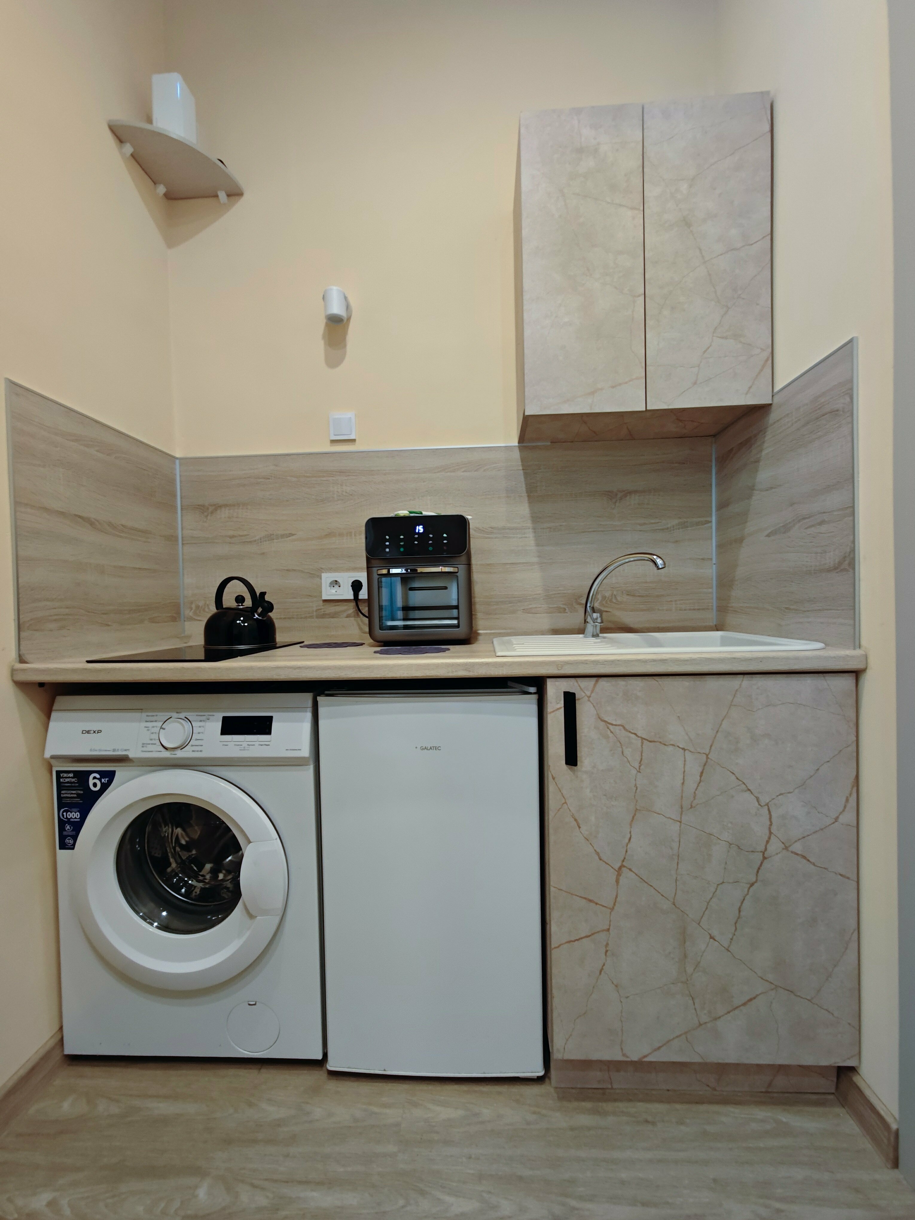 Номер-студия с кроватью размера «king-size»