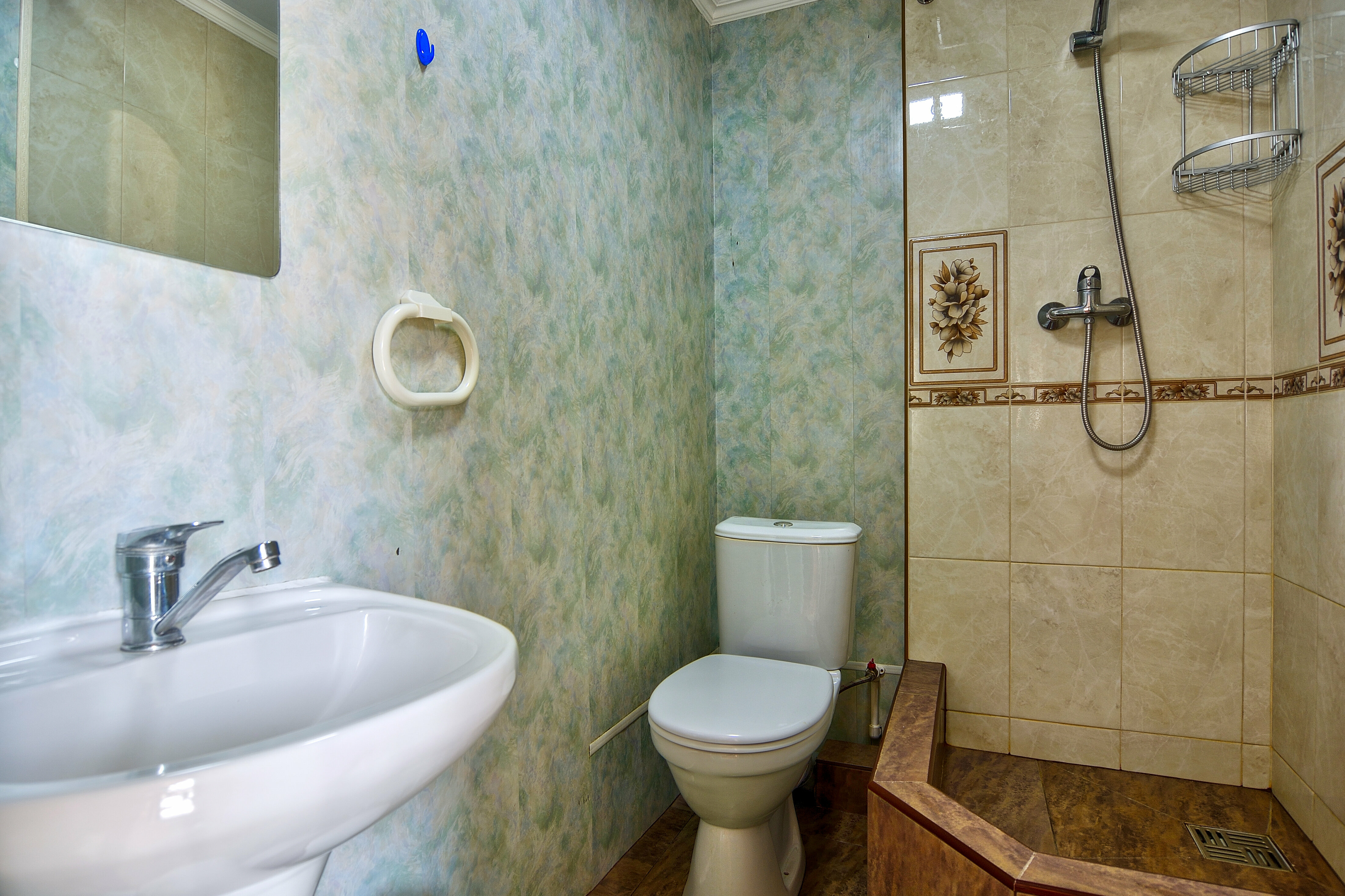 Трехместный номер с балконом