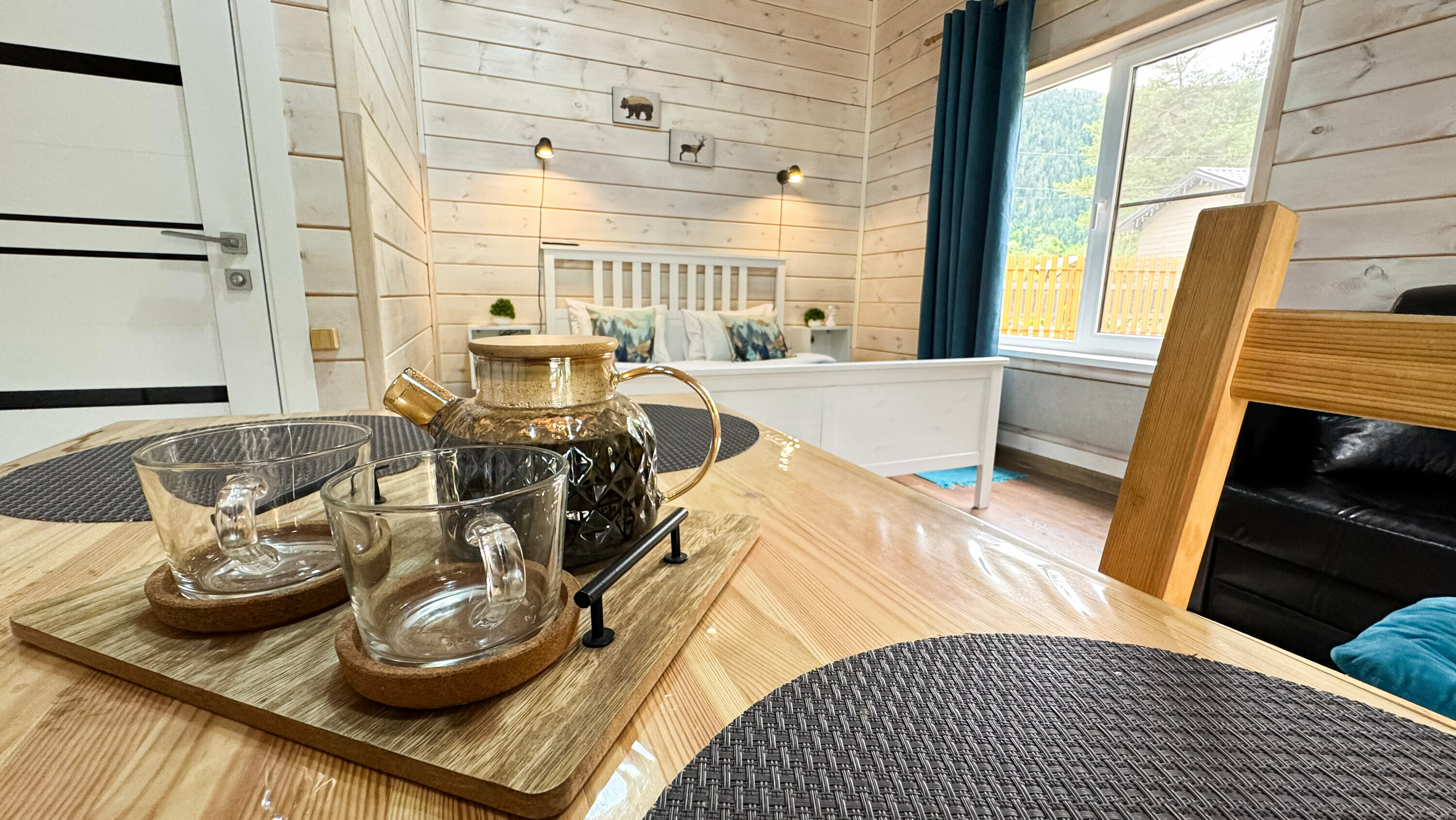 Шале Мини  в синем интерьере