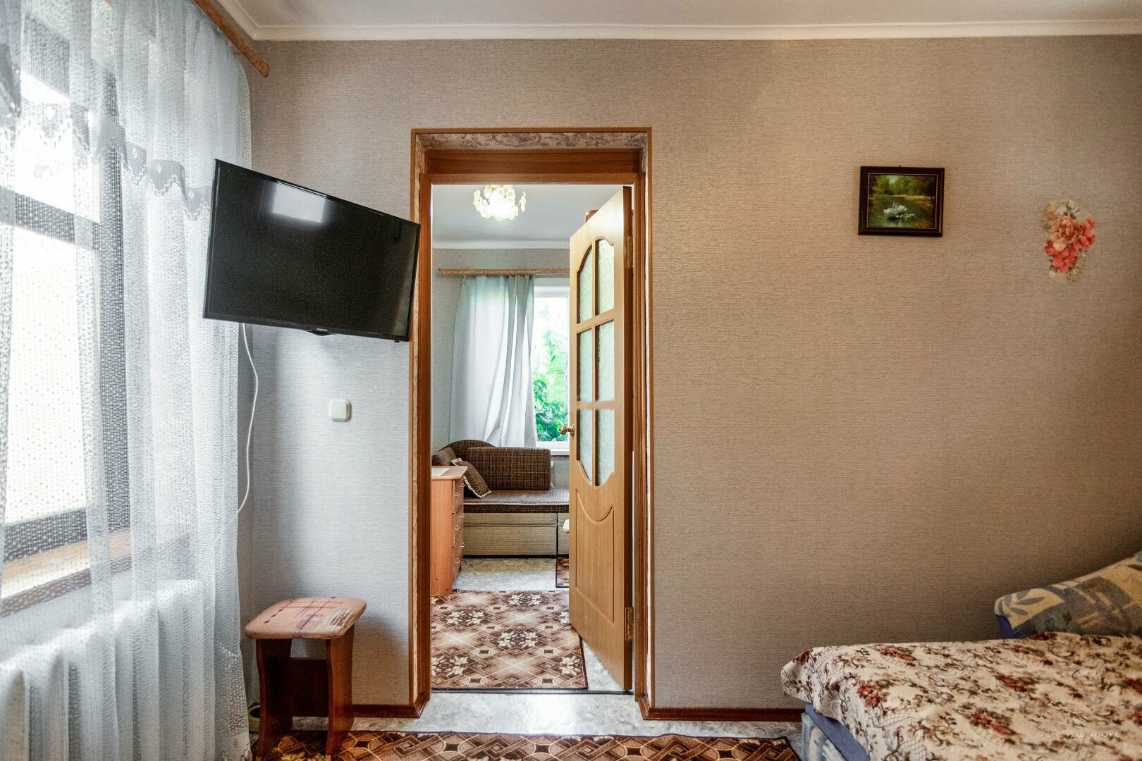 Улучшенный Двухкомнатный Трехместный номер с дополнительными местами для детей