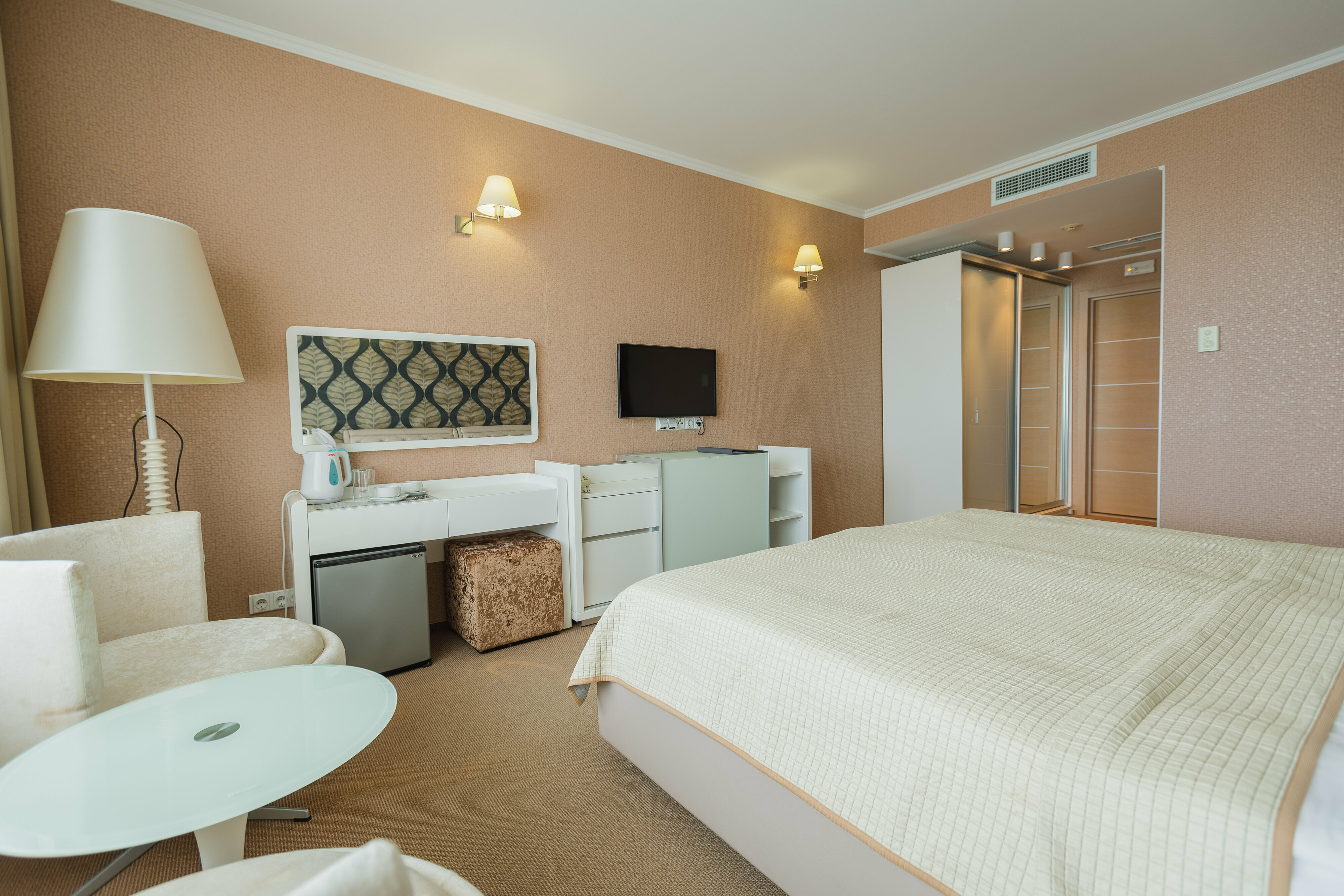 Стандартный трехместный номер