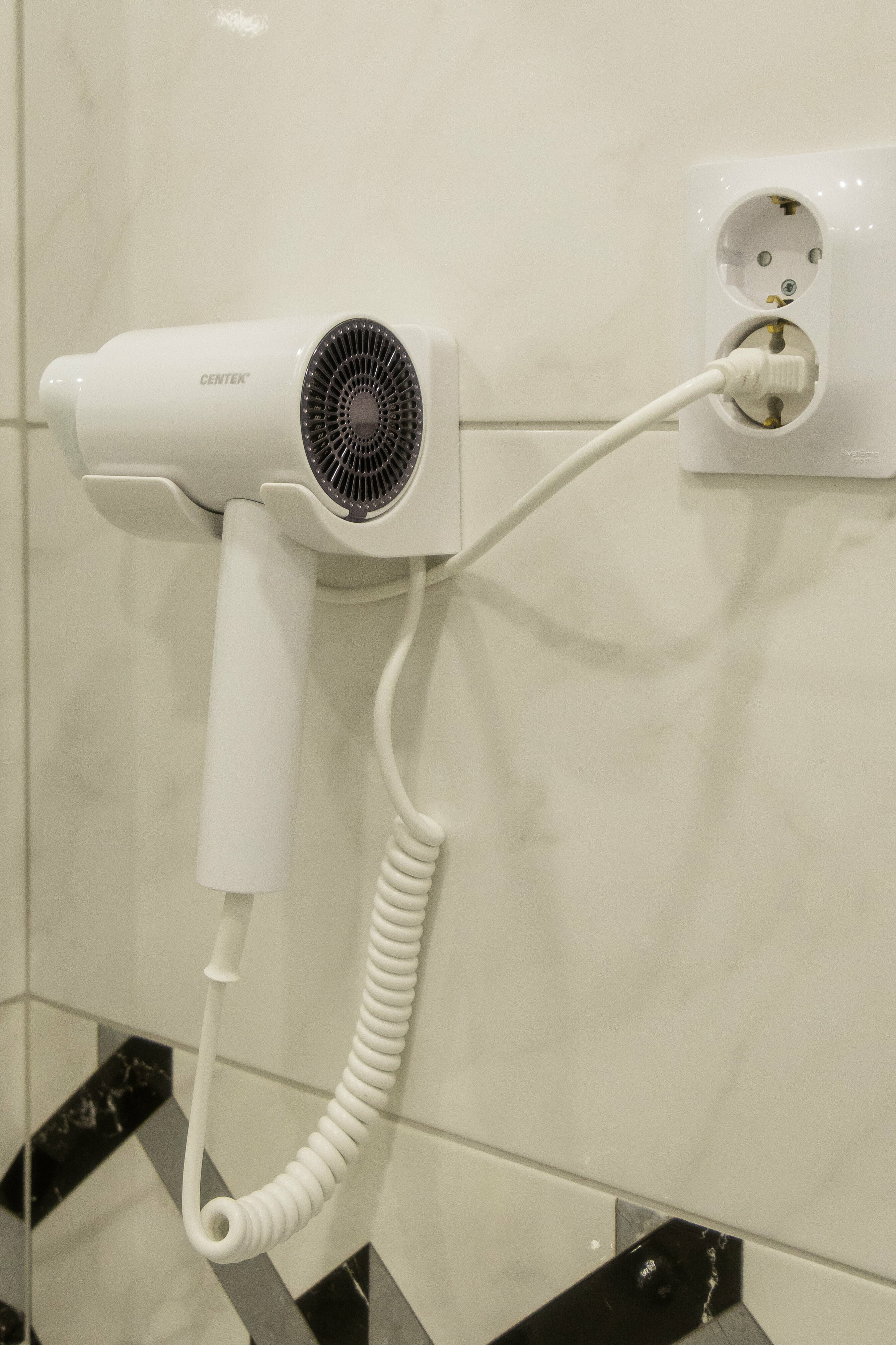 Cемейный номер с собственной ванной комнатой