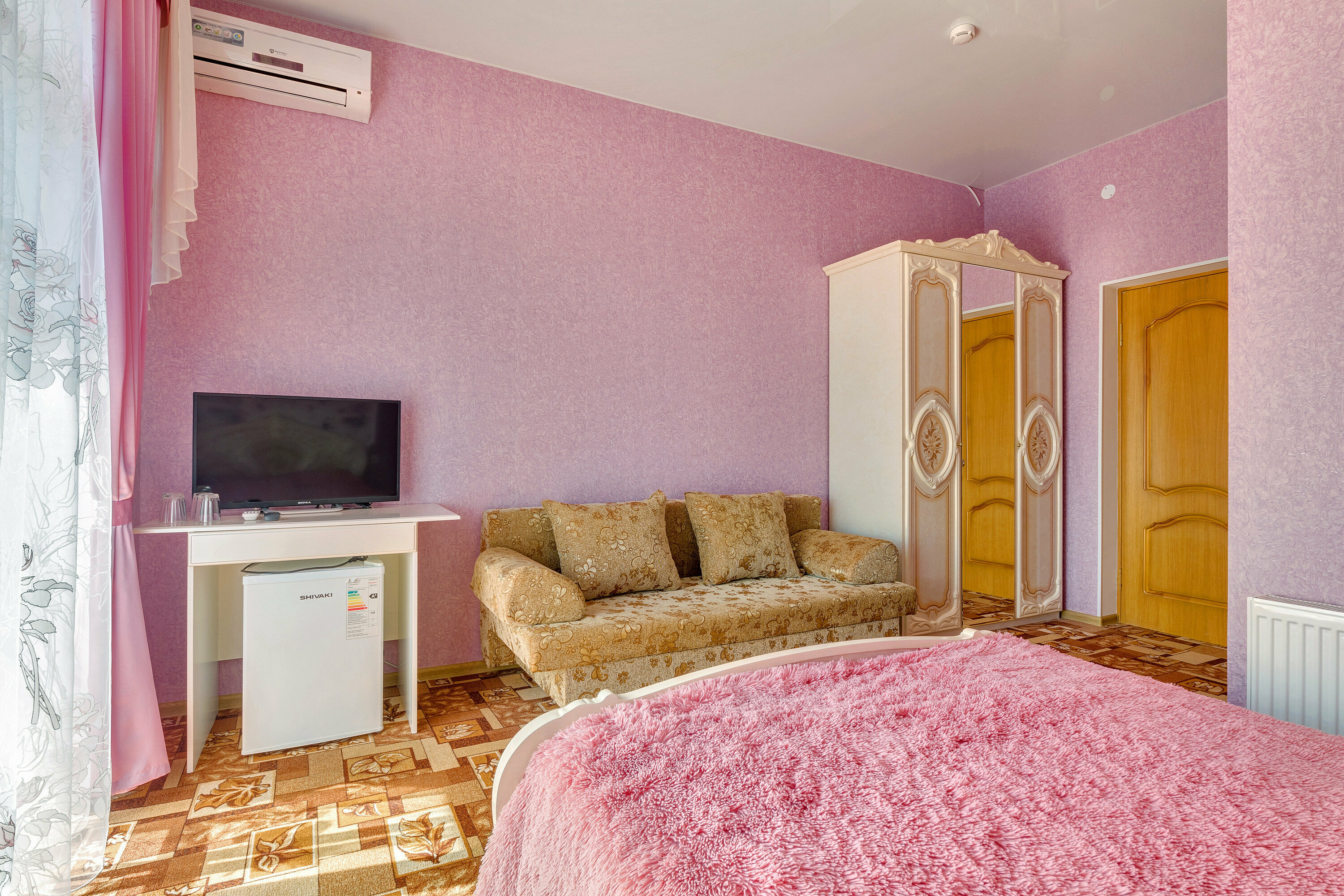 Улучшенный номер с 2 кроватями размера «queen-size»