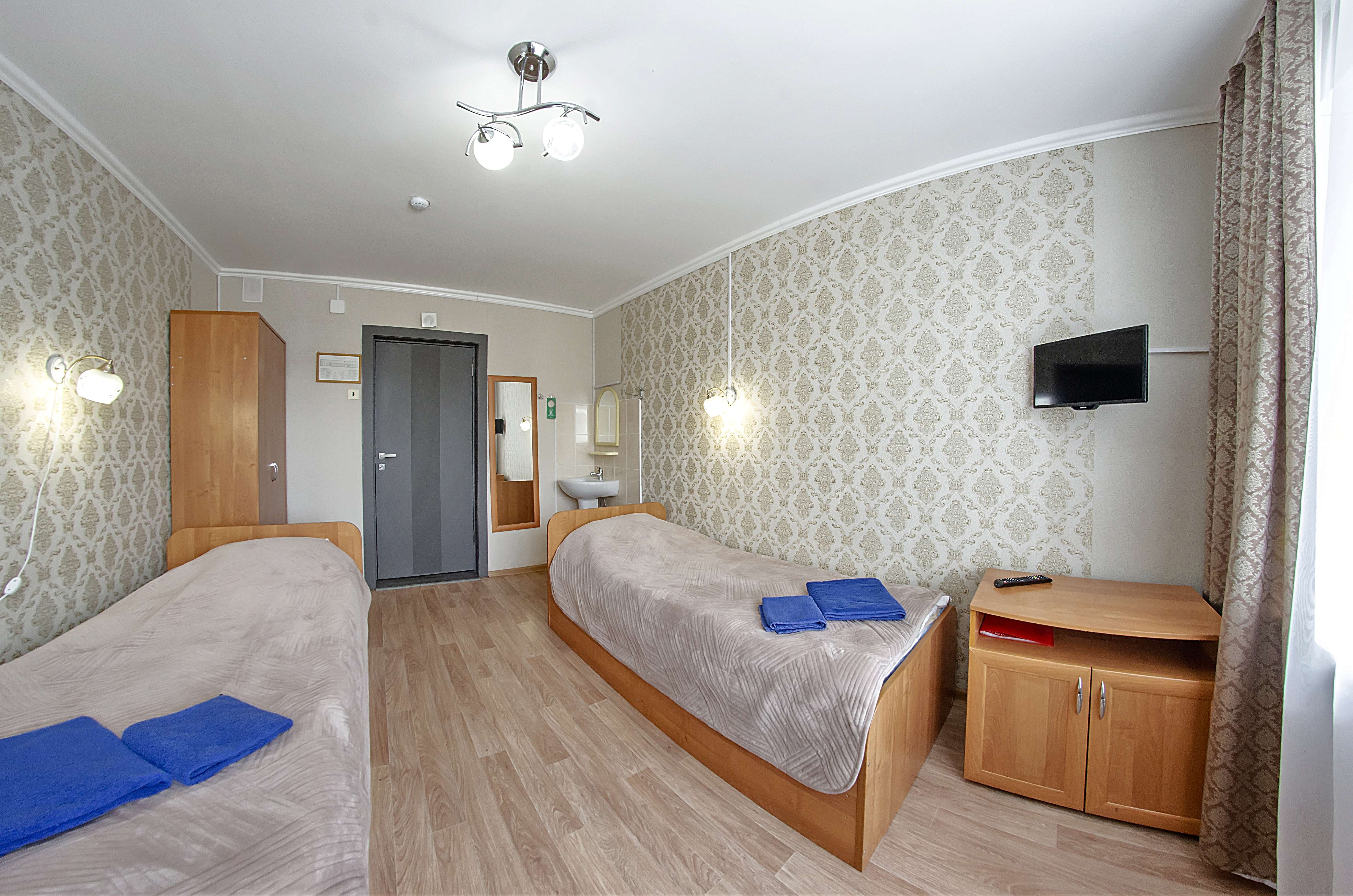 4 категория эконом с 2-мя раздельными кроватями ( в номере раковина)