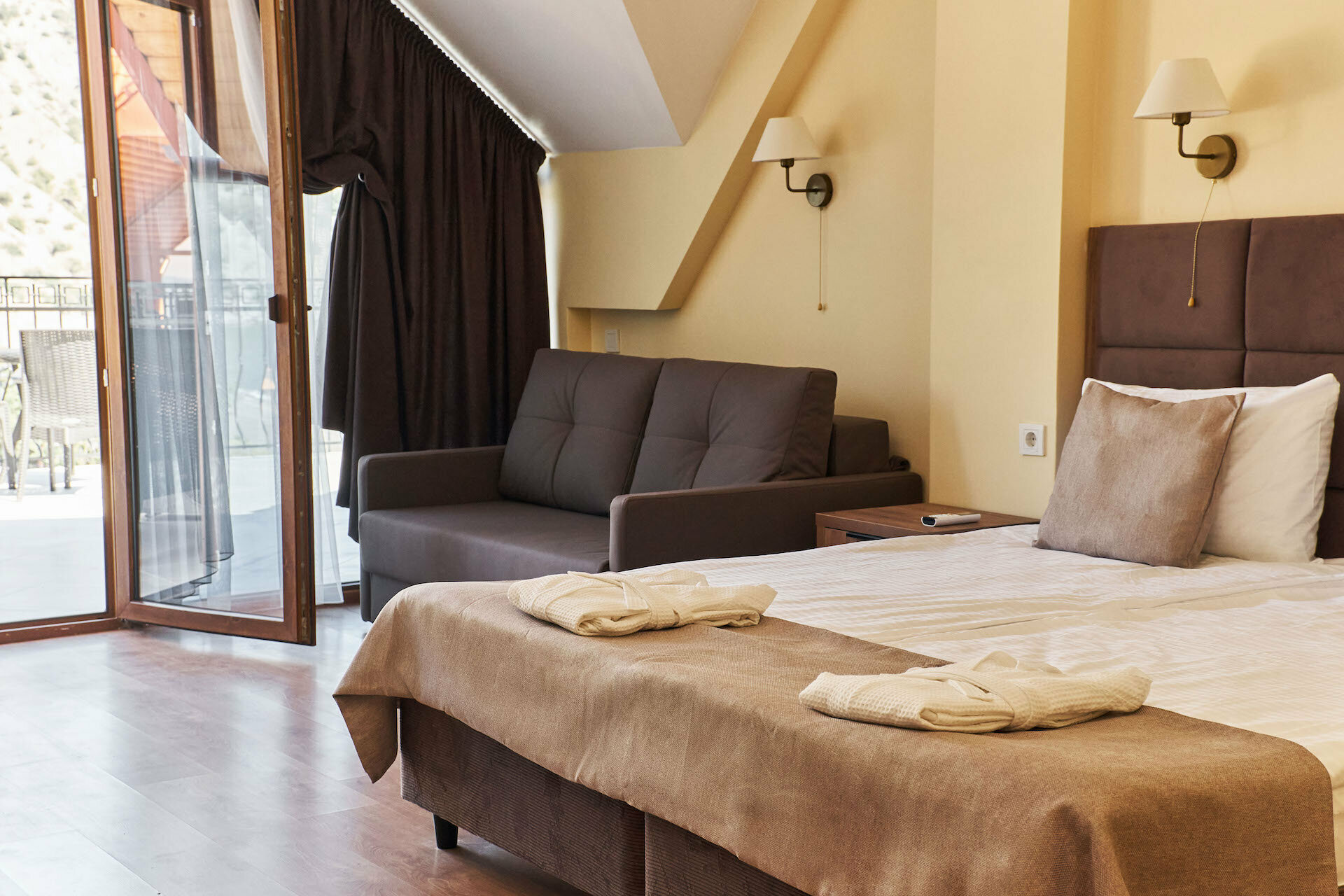 Делюкс Гестия