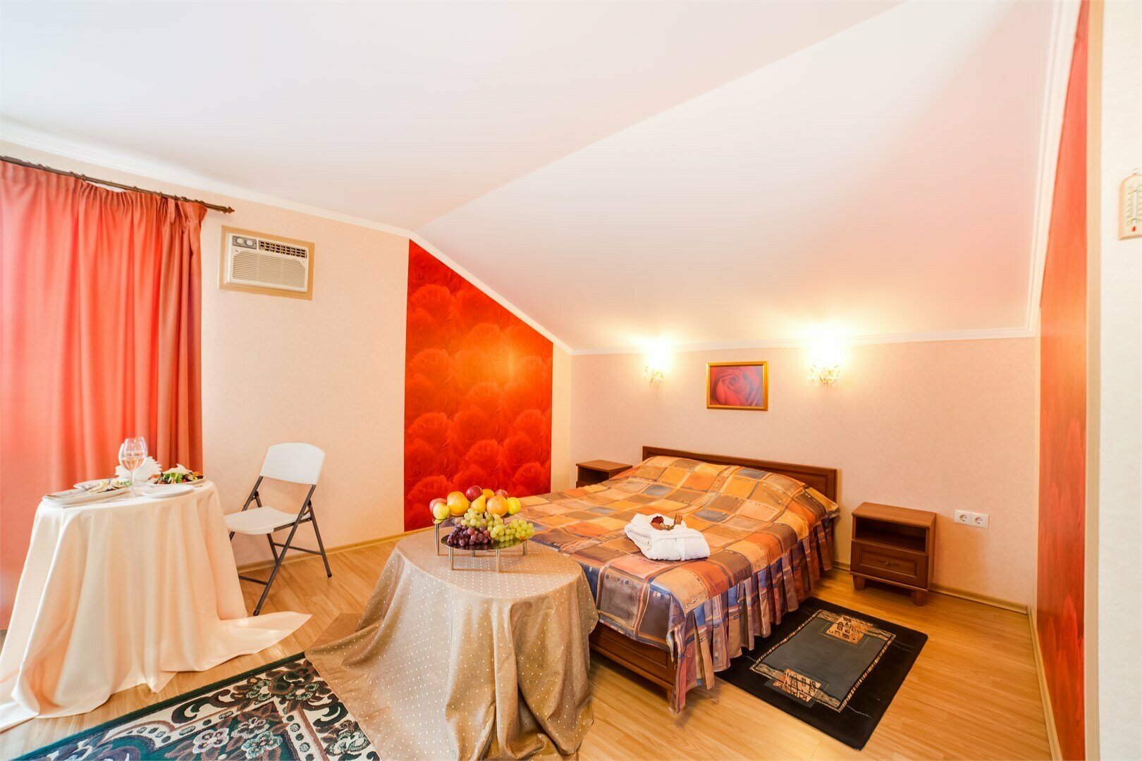 Усадьба скульптора (Люкс двухкомнатный с сауной)