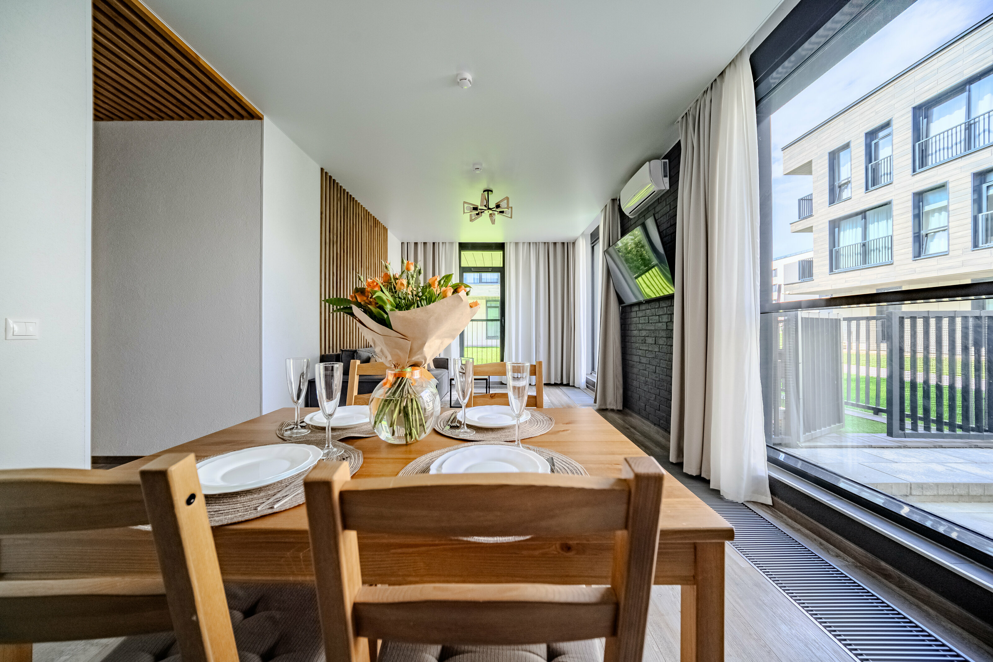 Ohtainn Hill с террасой