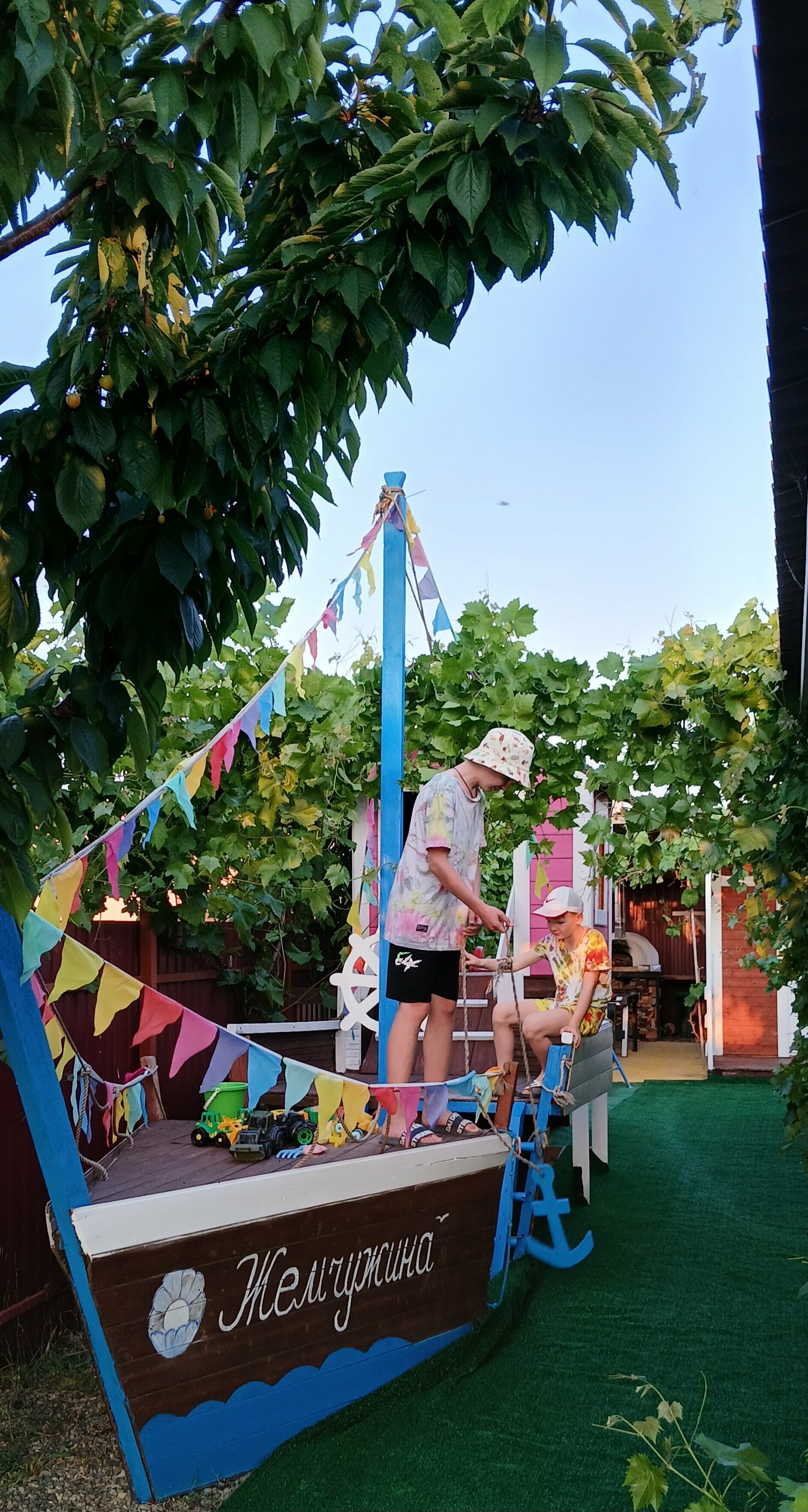 Cемейный номер с собственной ванной комнатой