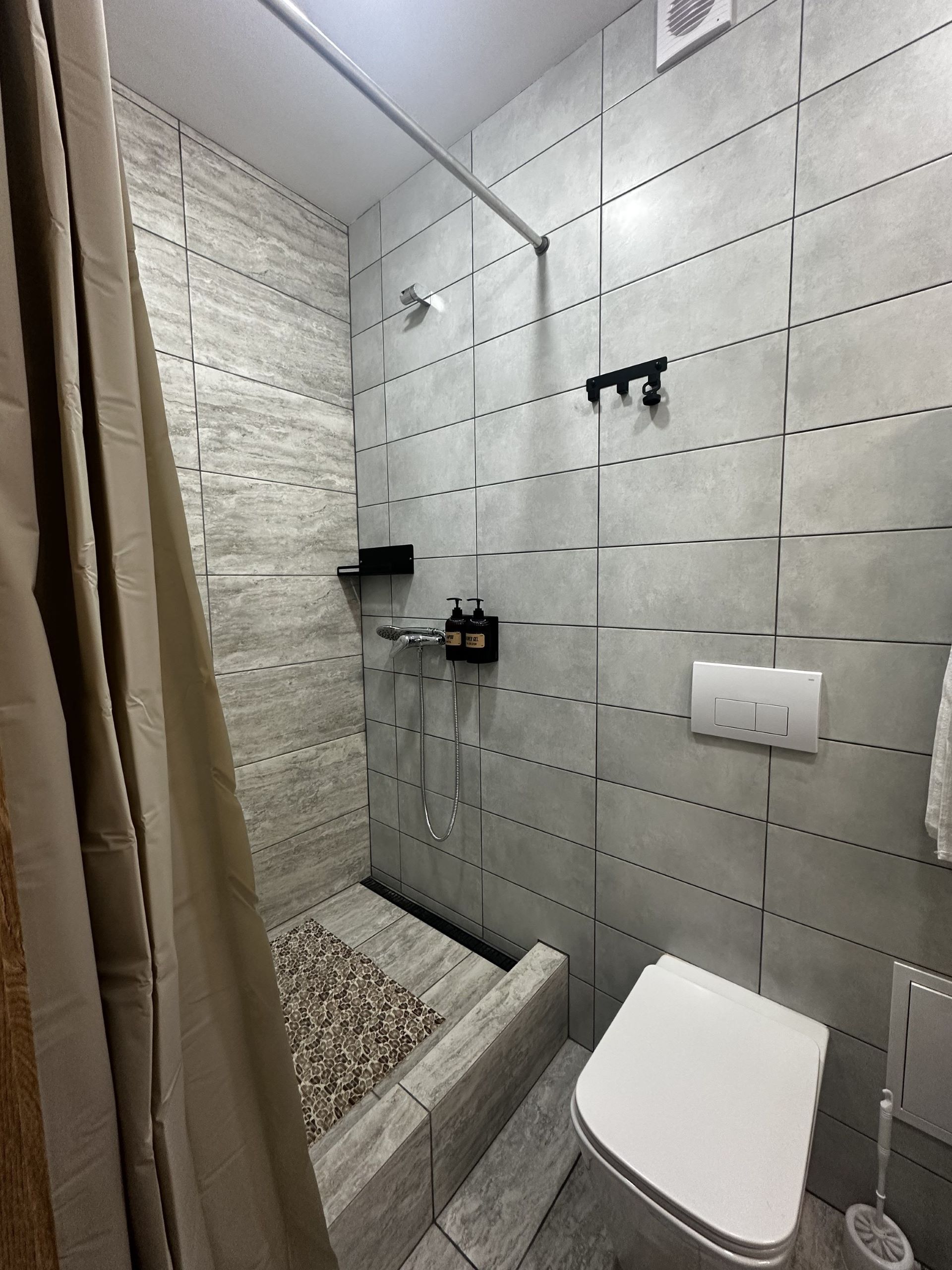 Улучшенный трехместный номер