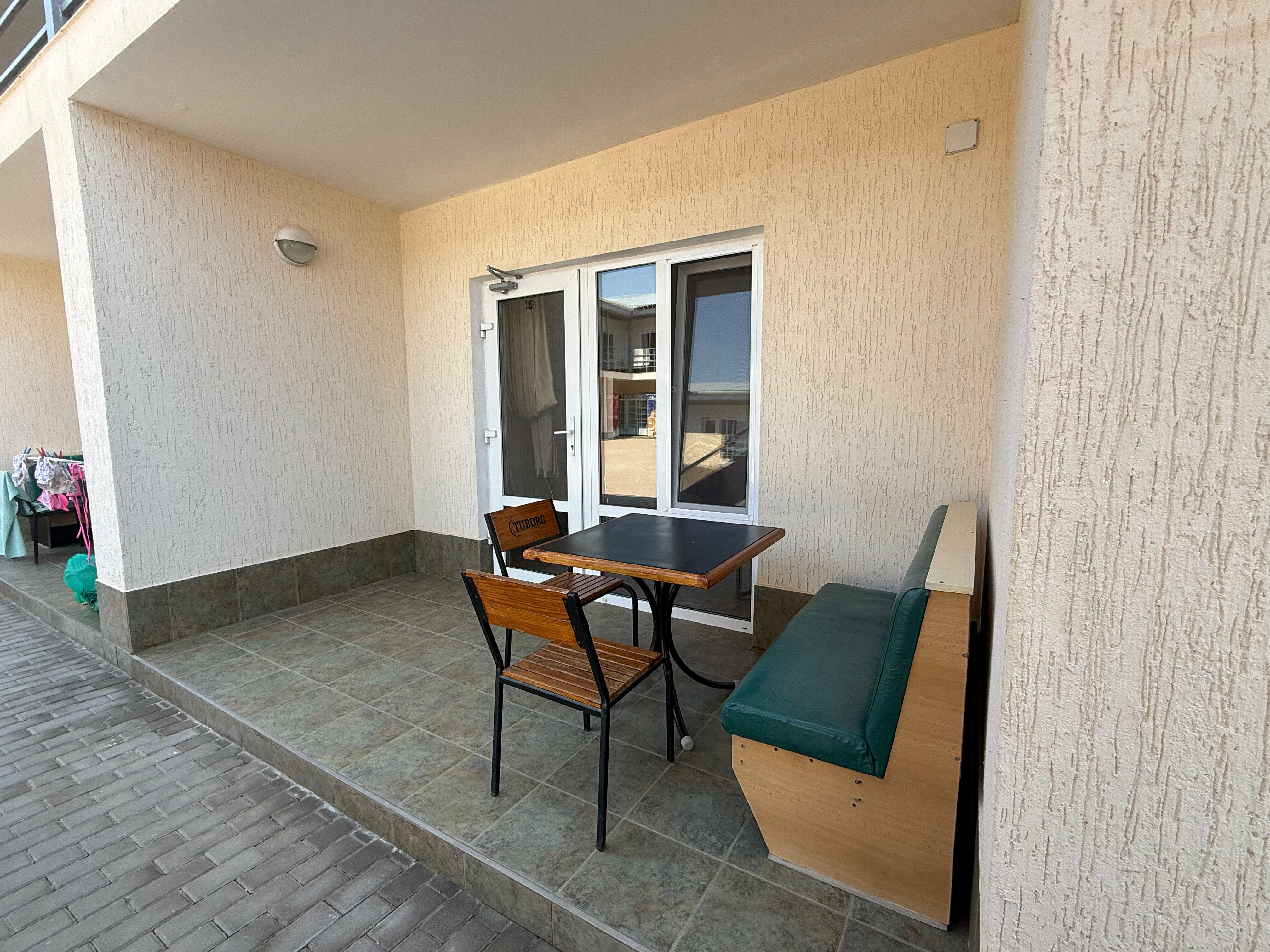 Трехместный номер с основными удобствами