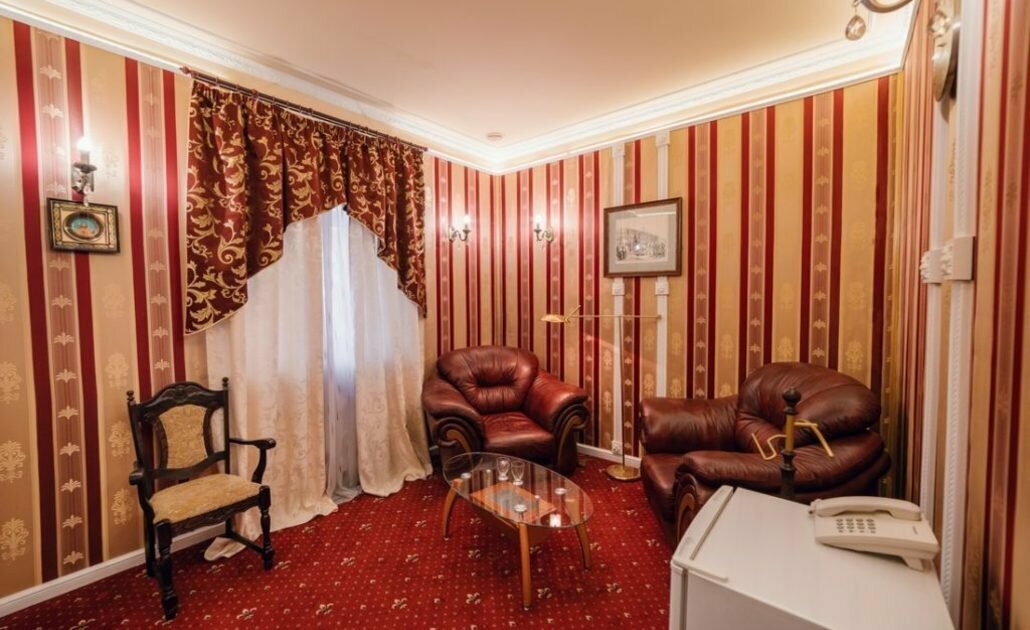 Люкс с кабинетом «Санкт Петербург». №1