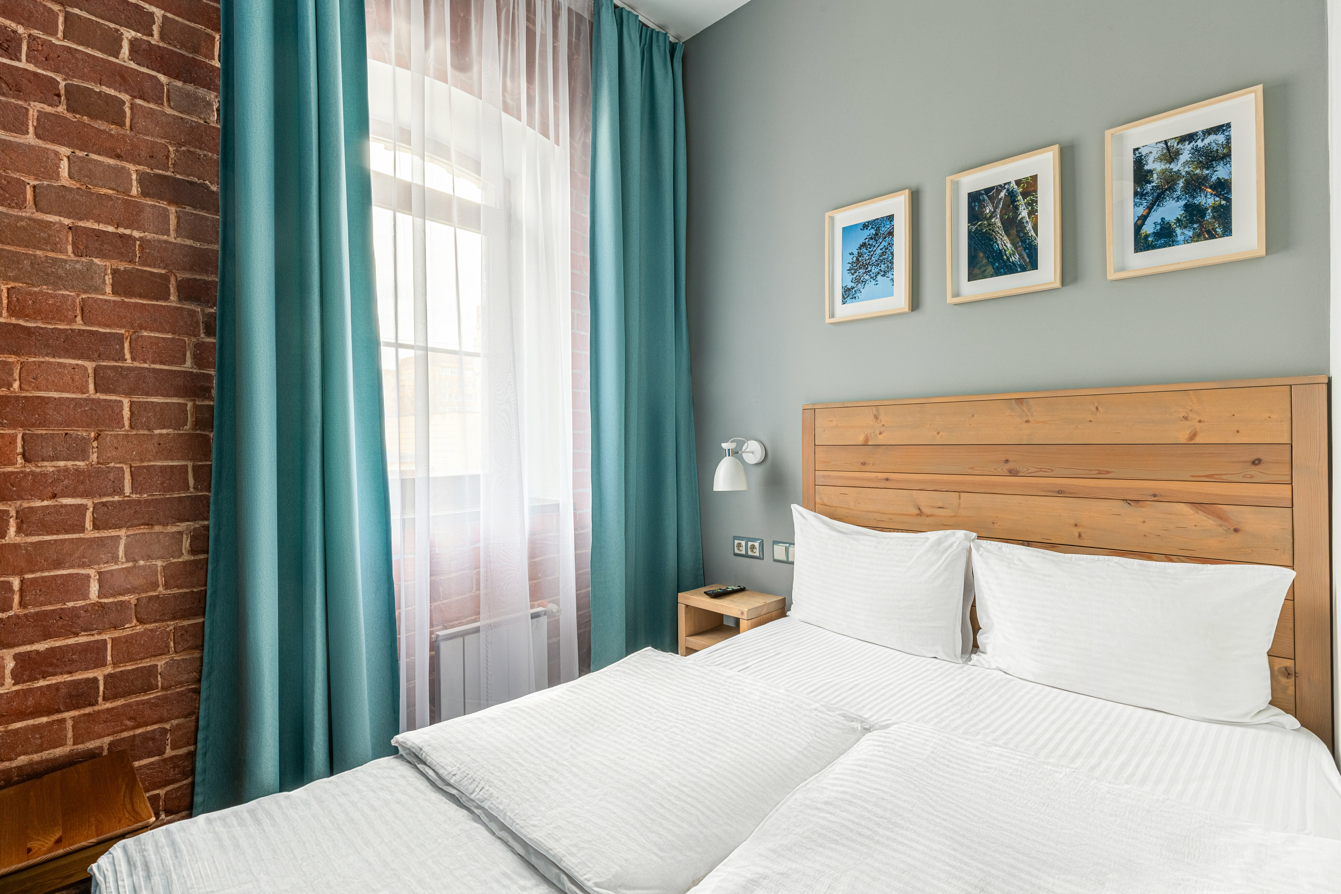 Стандартный двухместный номер с одной кроватью