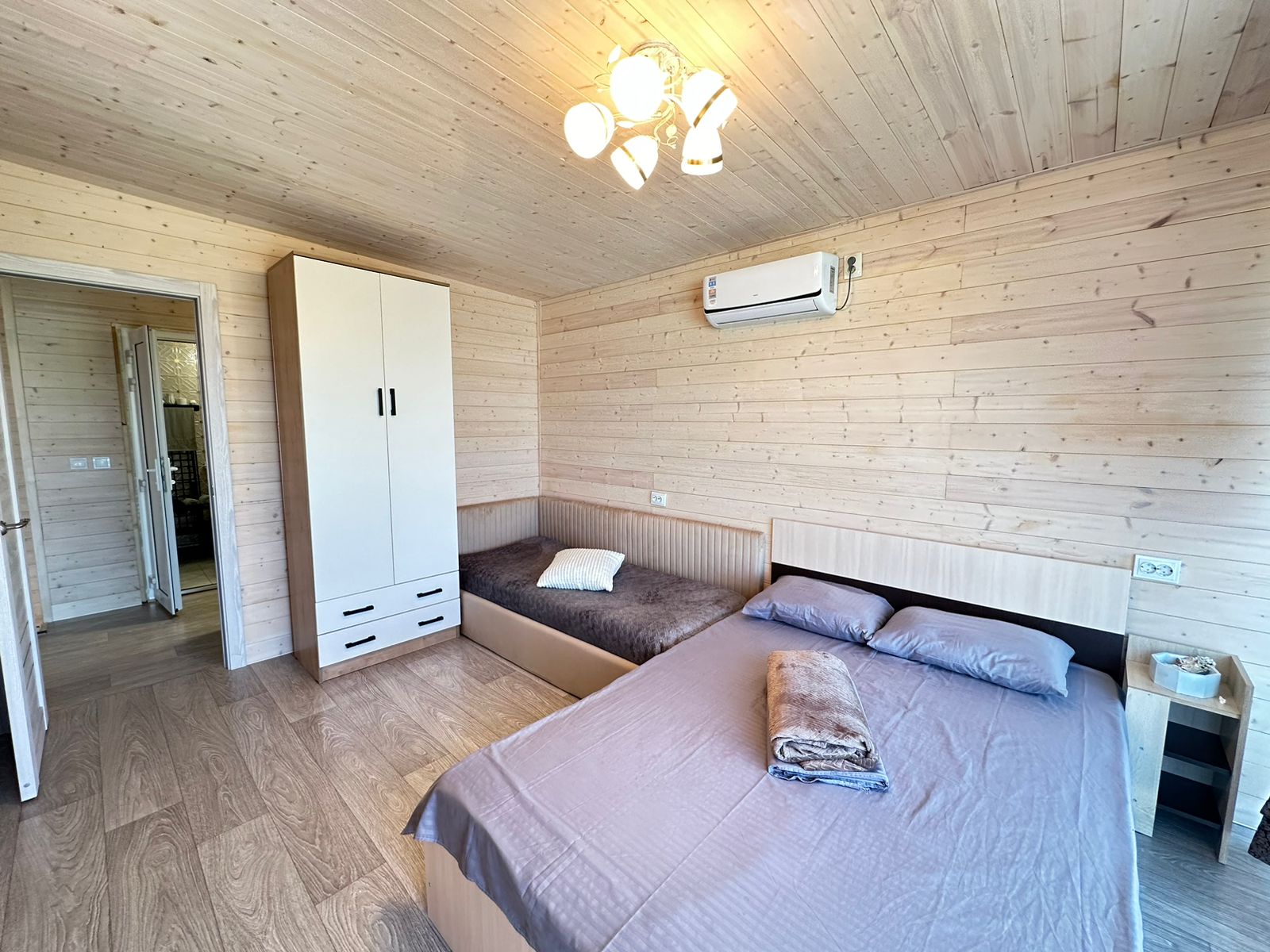 Семейный номер с балконом