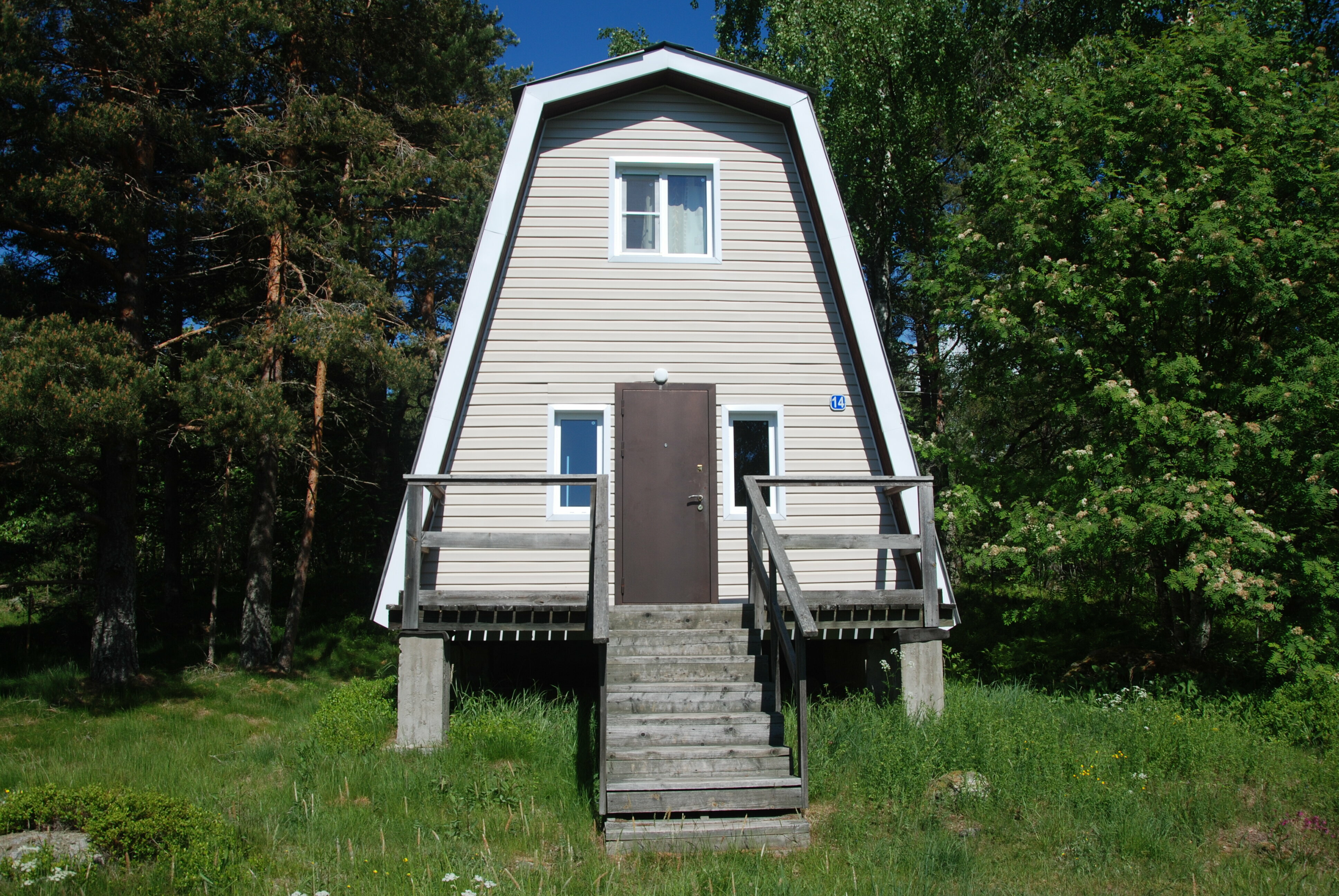 Коттедж с видом на озеро