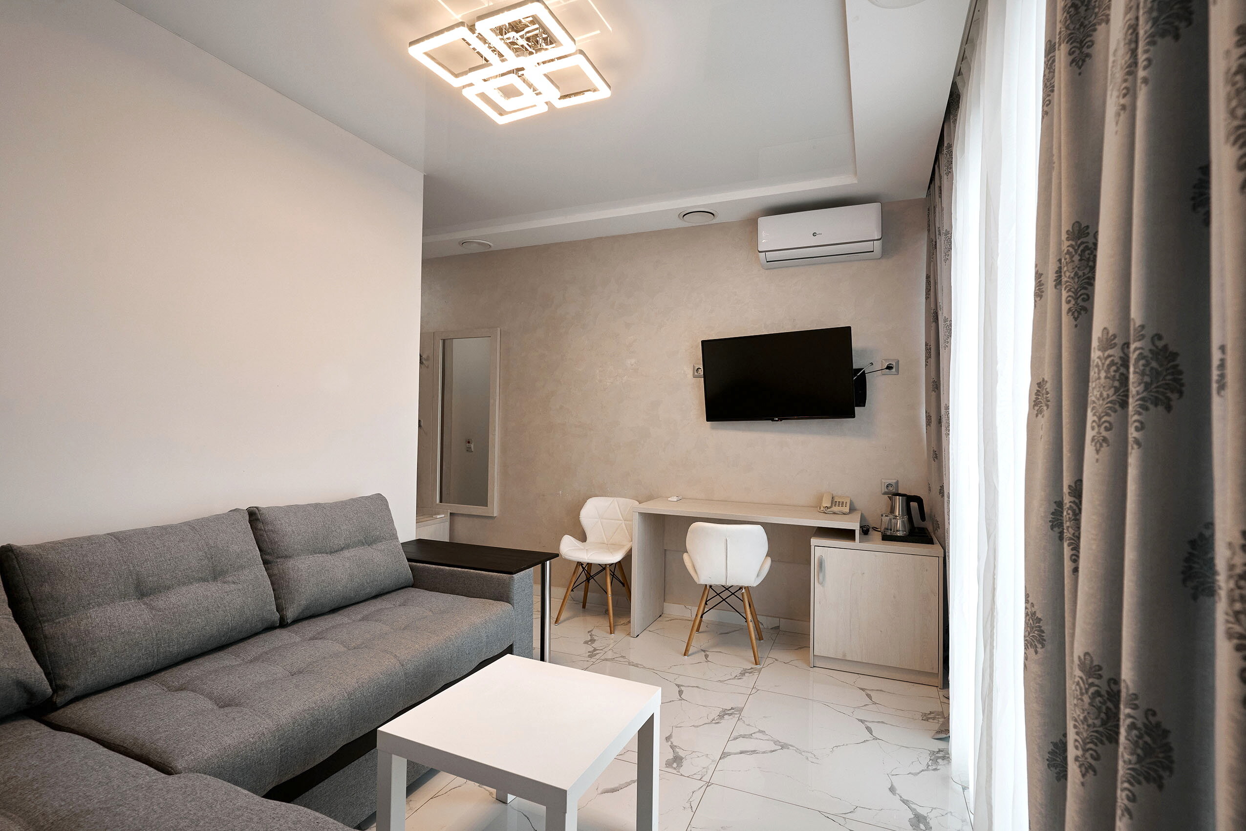 2х команный 4х местный номер люкс с панорамным видом