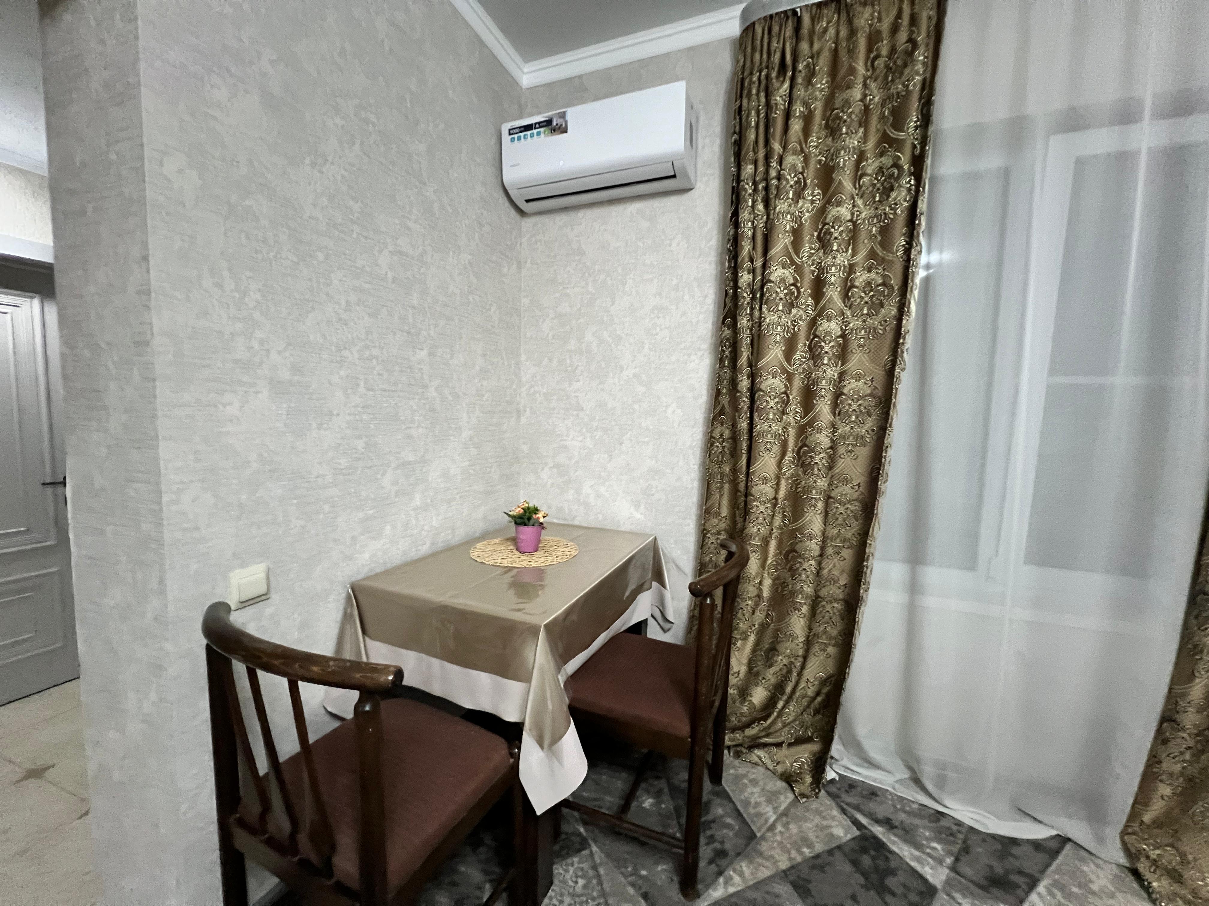 Четырехместный апарт на втором этаже