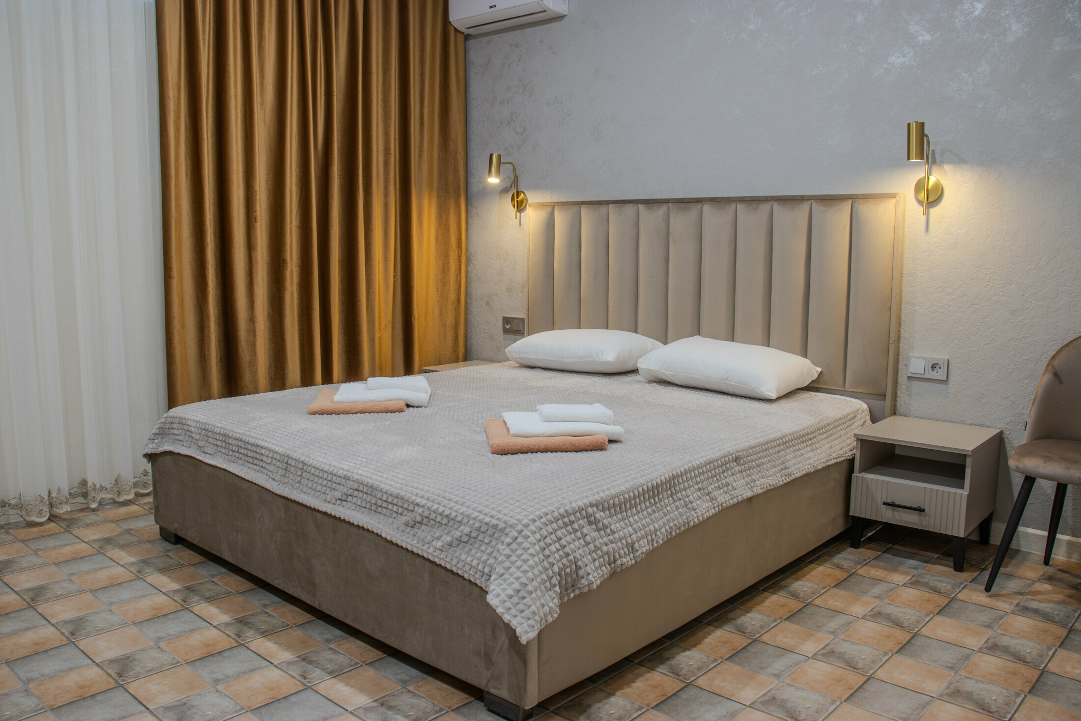 «Стандарт» в цокольном этаже 2-й корпус