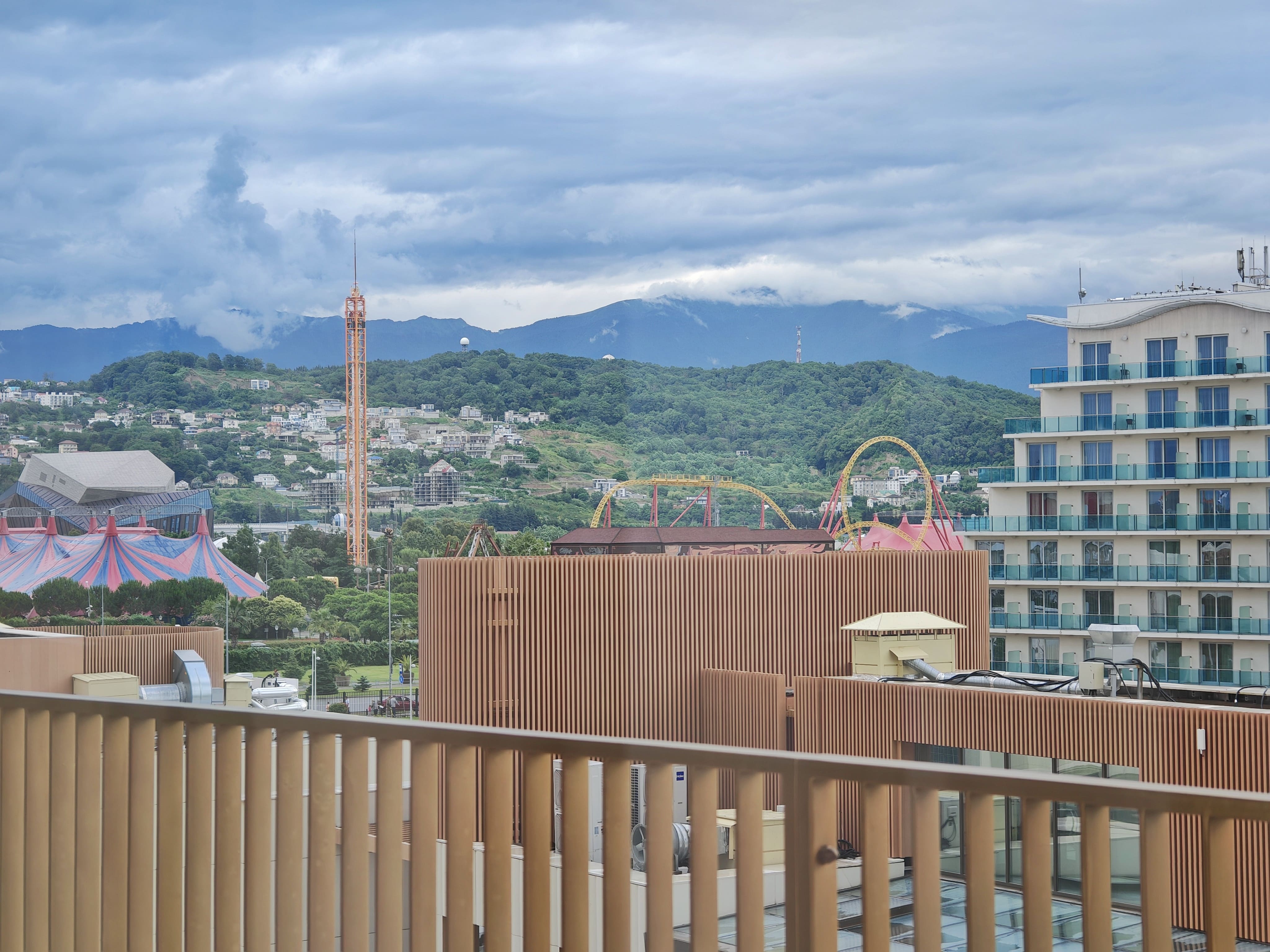 Четырехместный номер с видом на горы