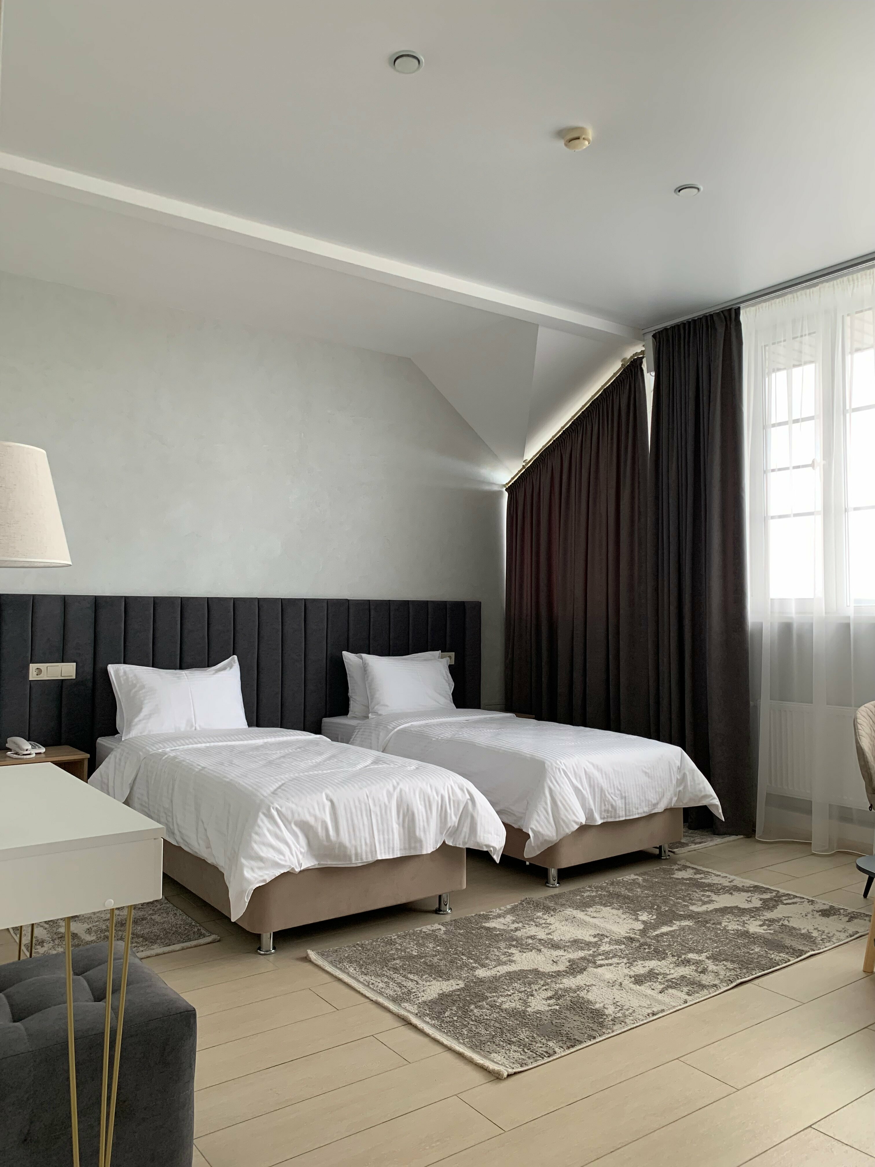 Джуниор сьют/полулюкс