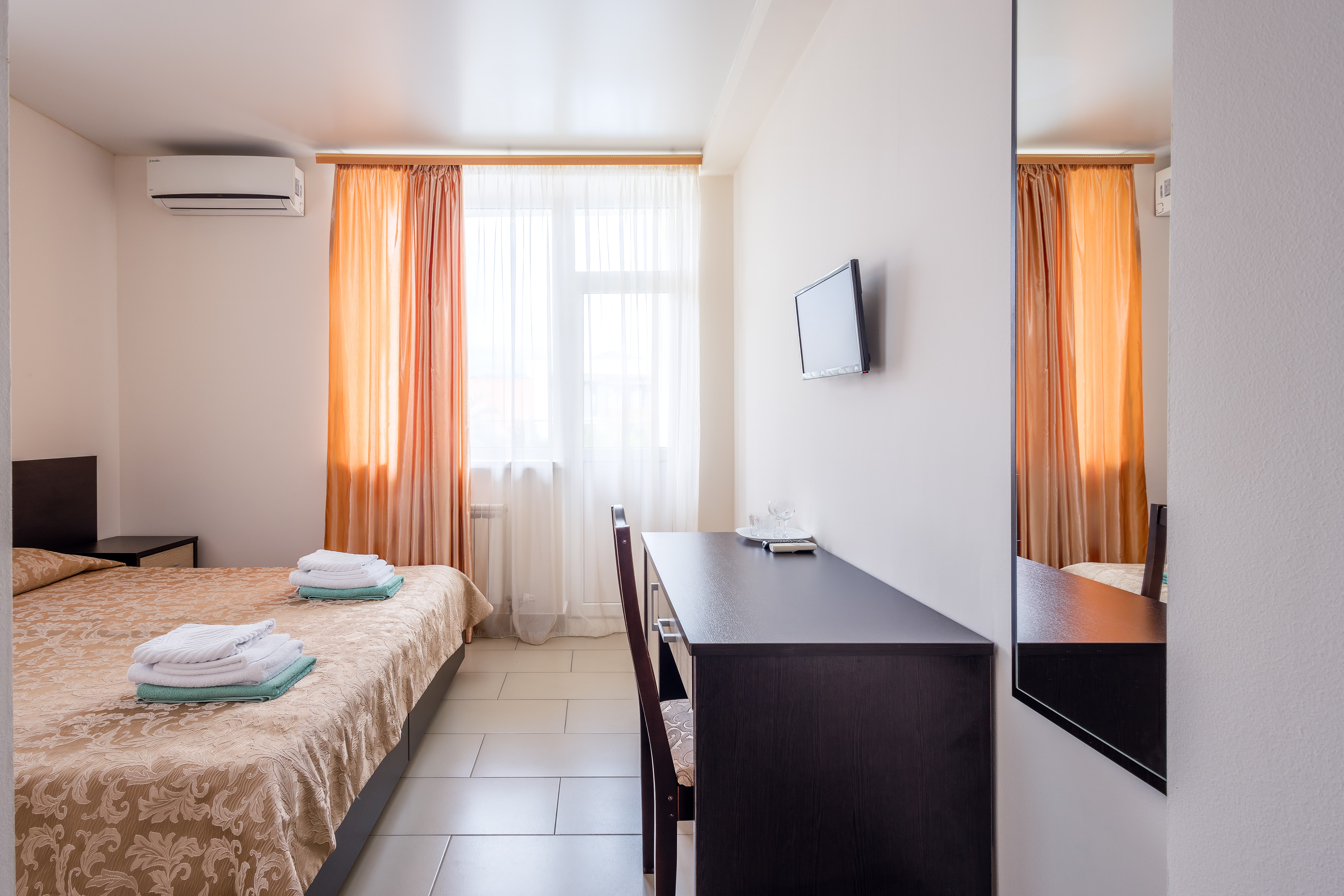 Двухместный номер с 2 отдельными кроватями и балконом