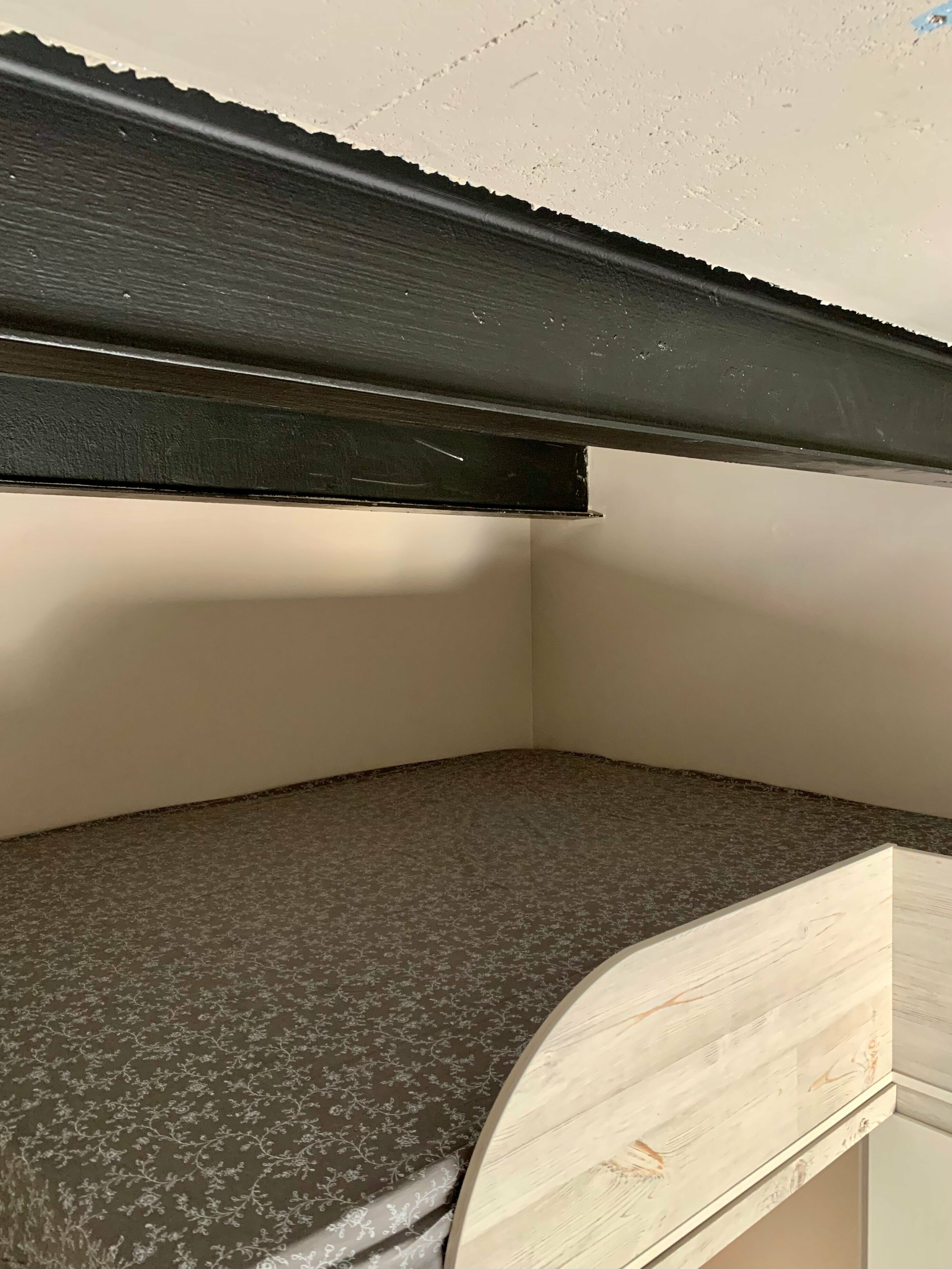 Семейный номер с общей ванной комнатой