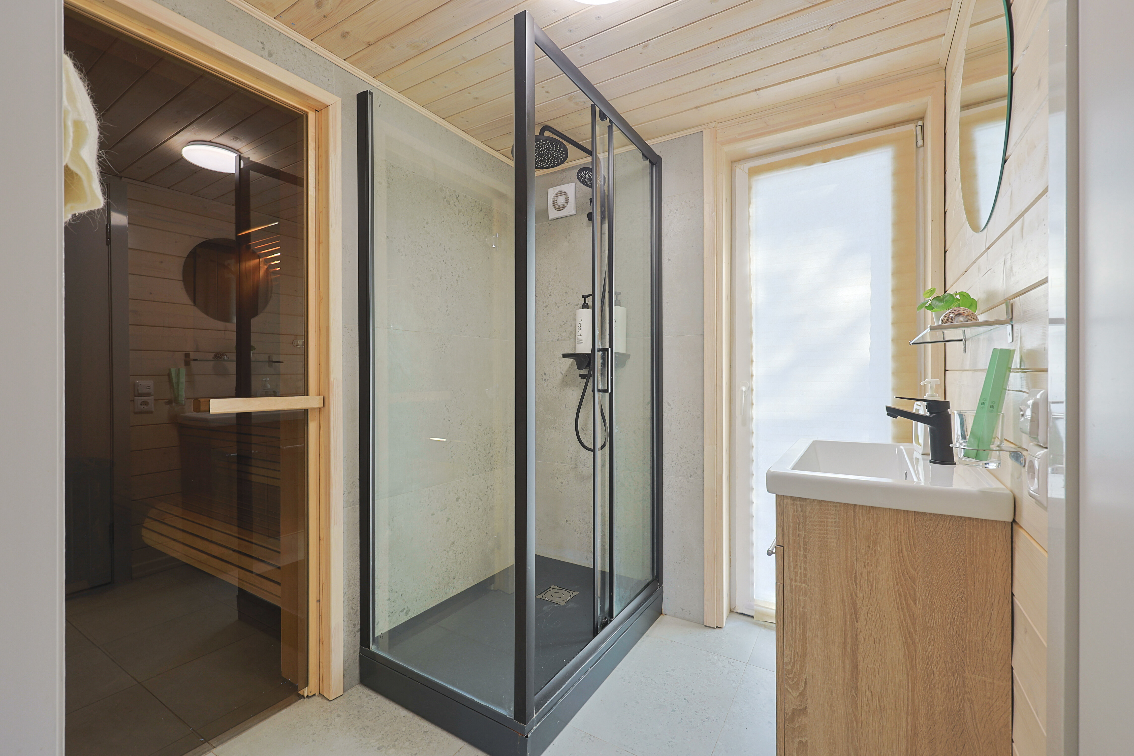 Коттедж с видом на лес